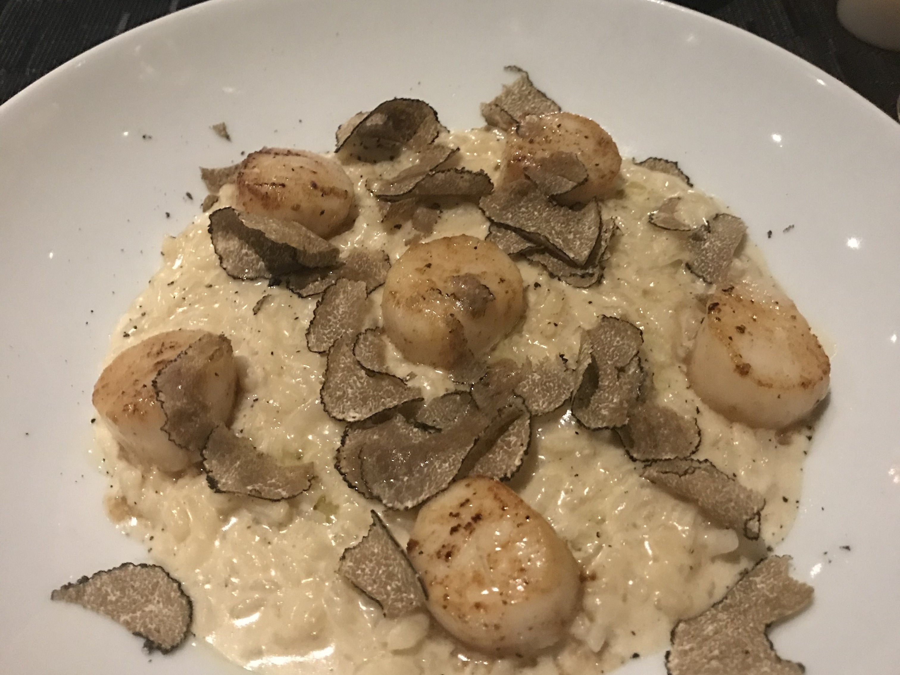 Le-Boudoir-restaurant-nice-travel-guide