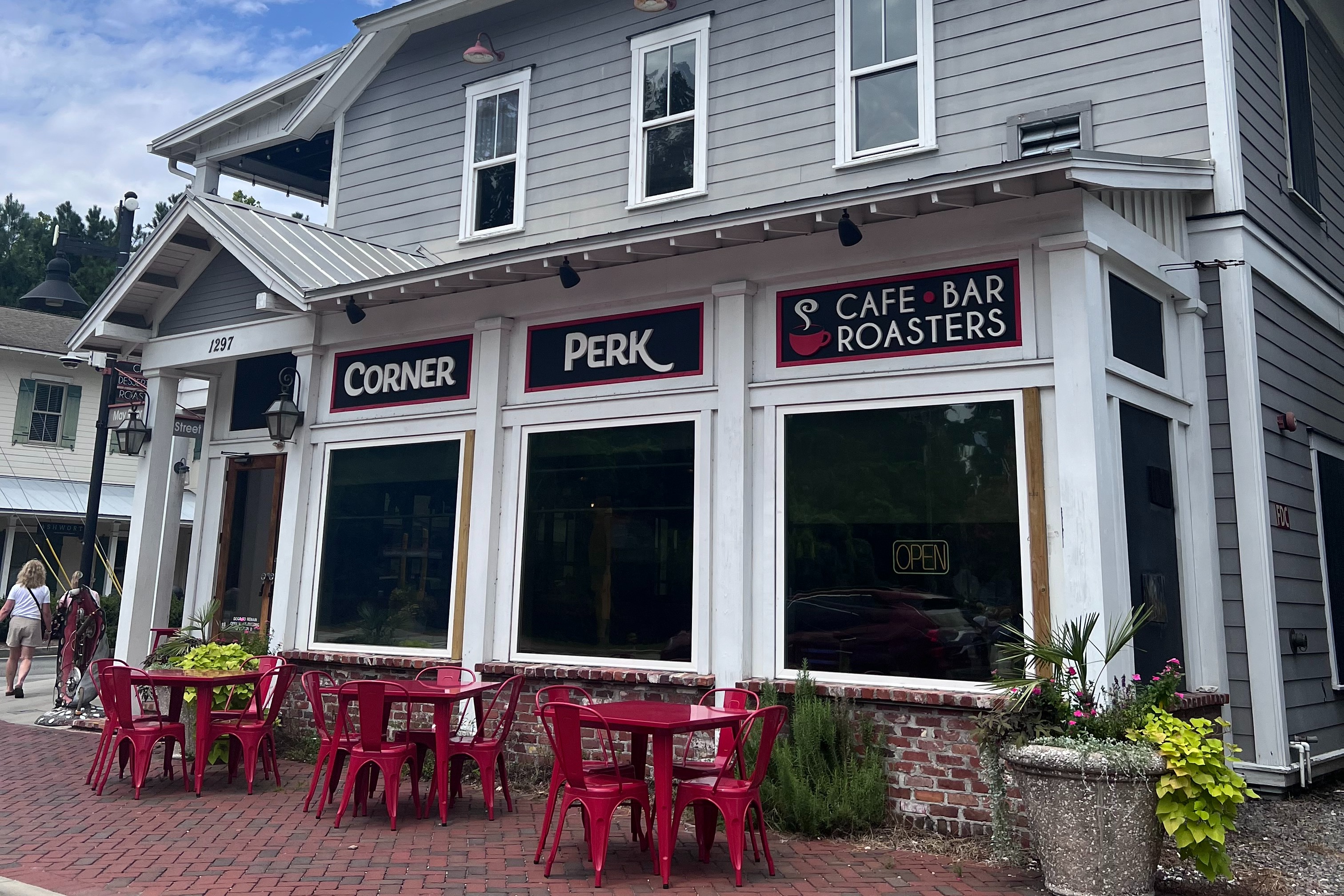 Corner Perk is a stylish coffee shop that serves breakfast and lunch that's as good as their craft roasted coffee.