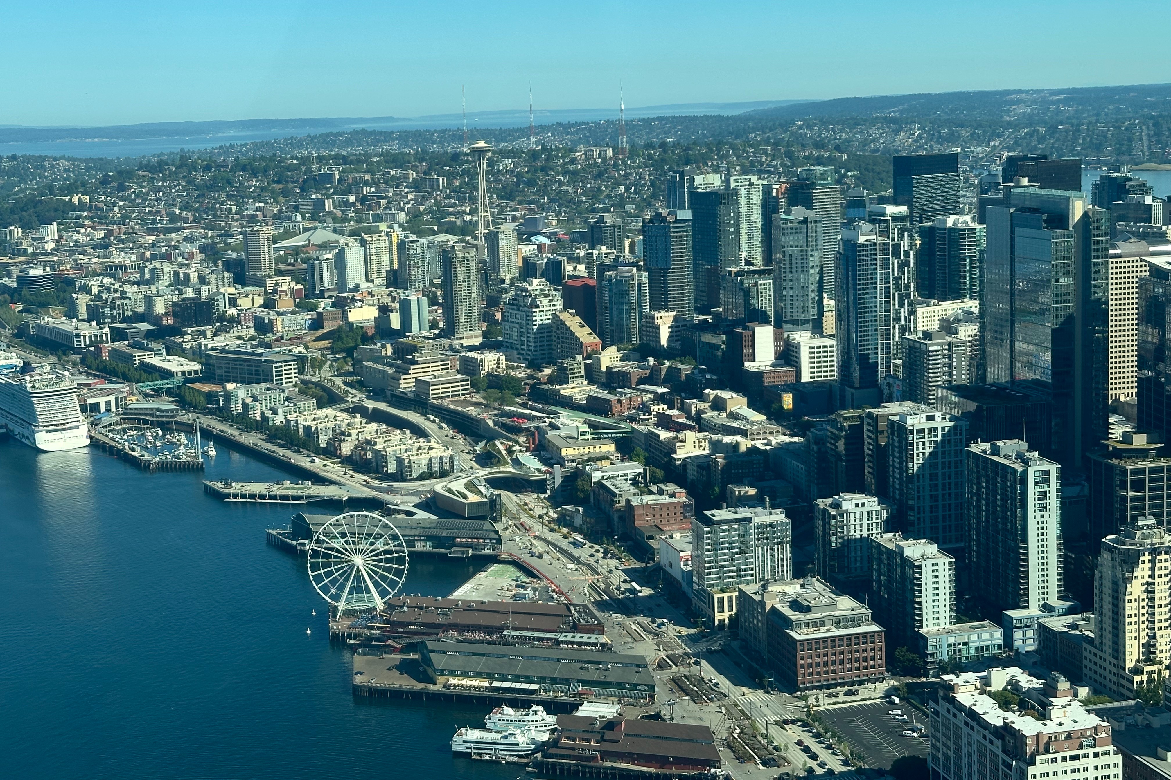 View of the waterfront Seattle city skyline.