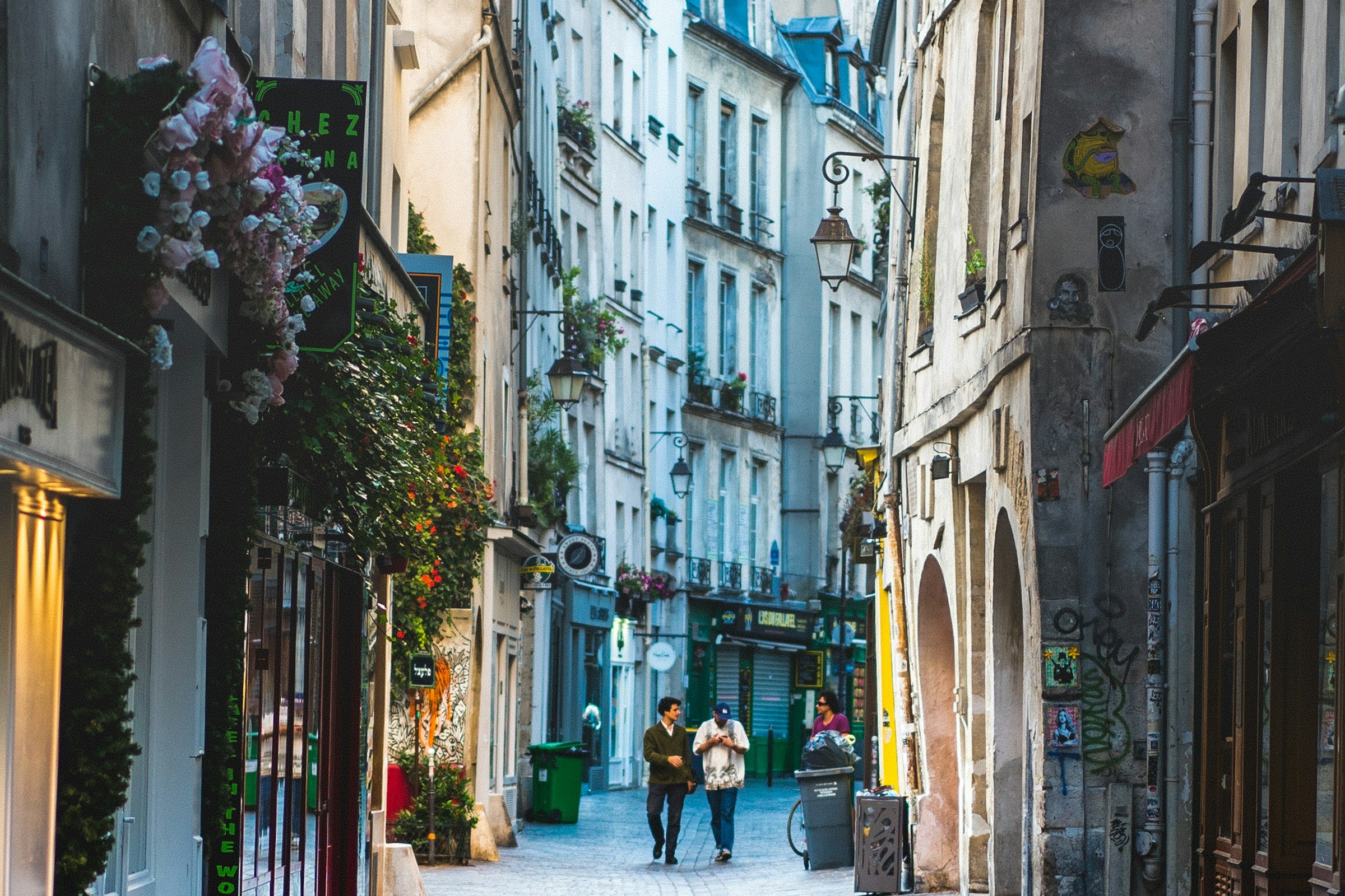 Le Marais is a Parisian district renowned for its charming cobblestone streets and rich historical architecture.
