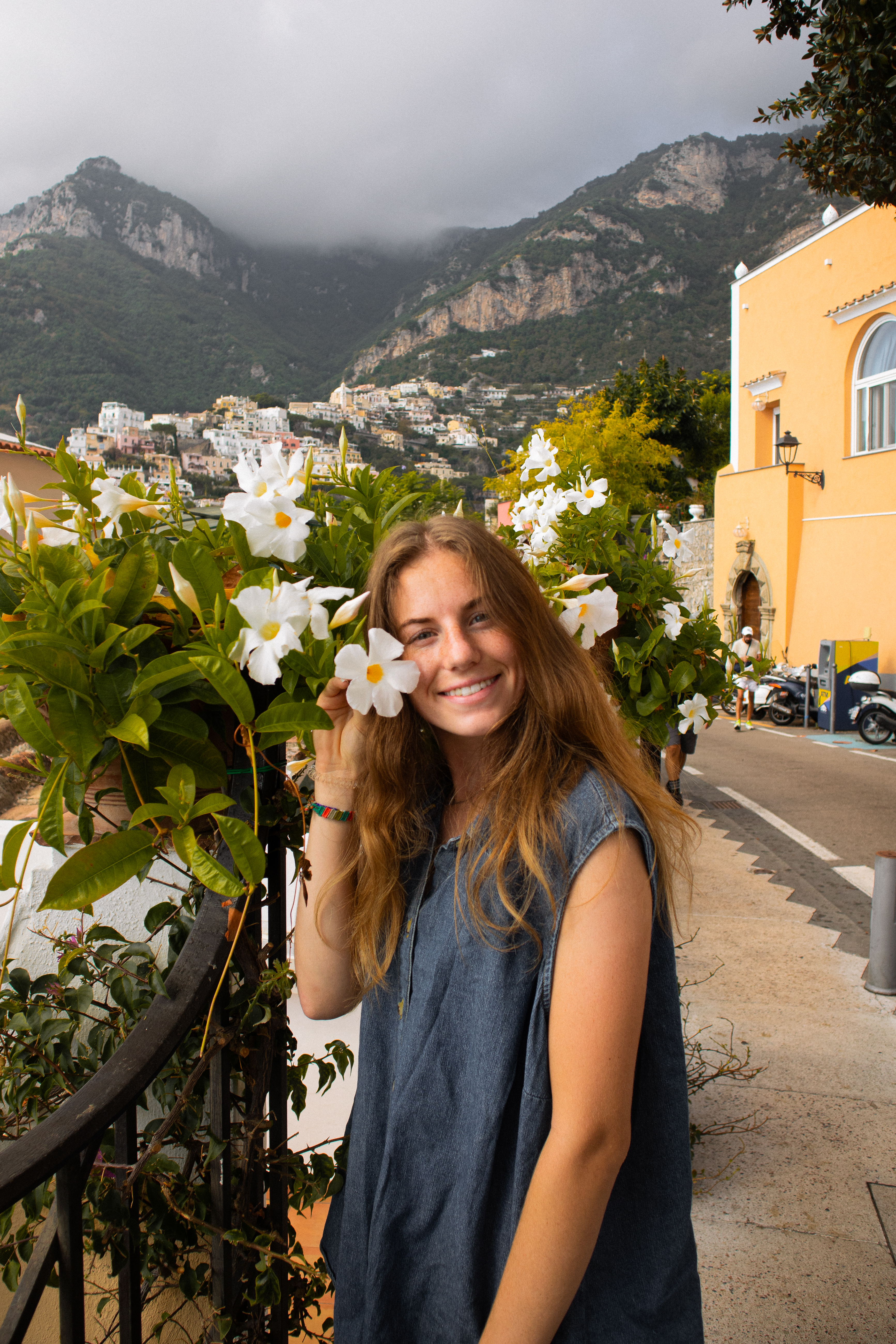 Advisor - Holly Hawkins