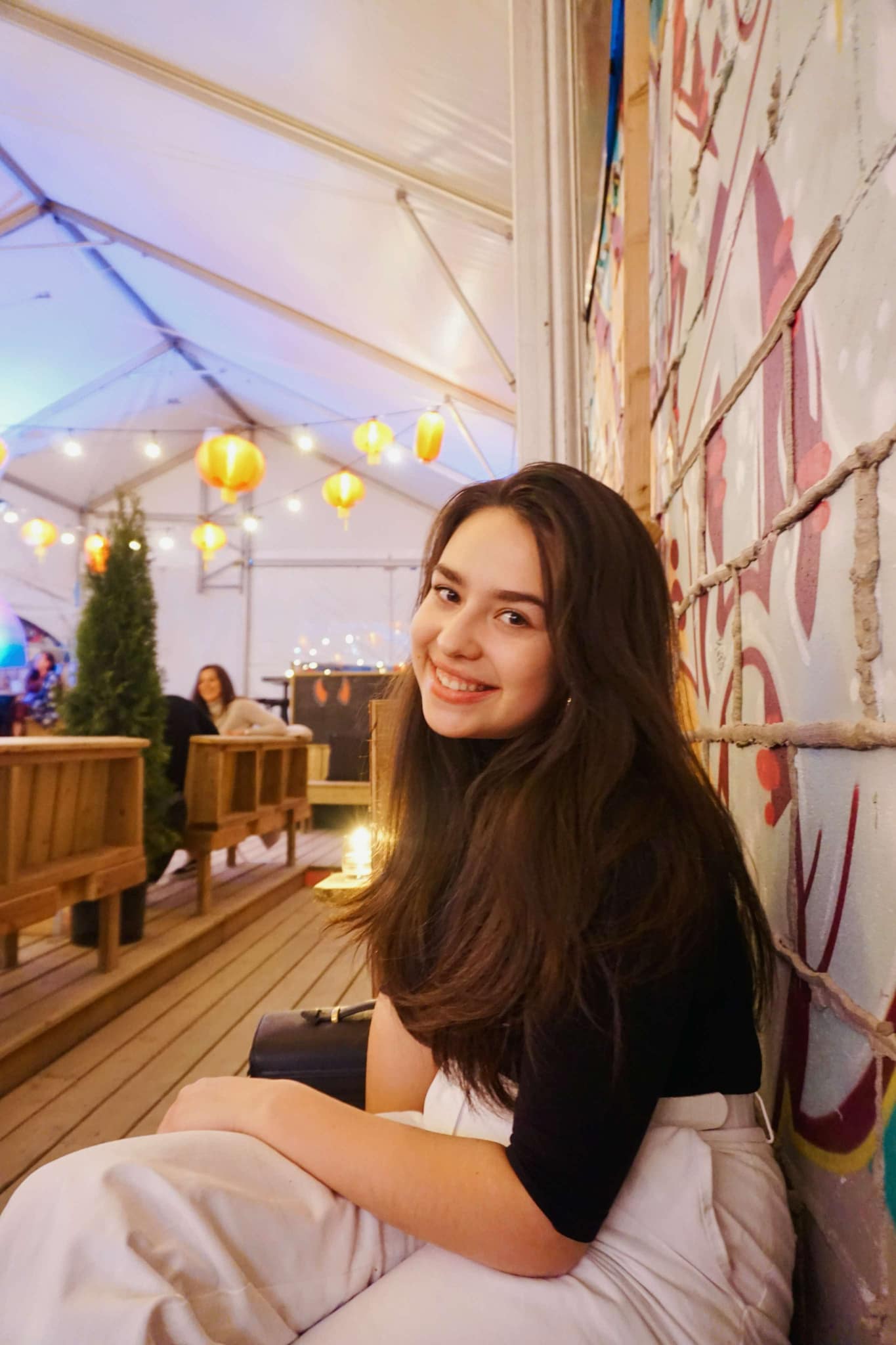 Travel Advisor - Isabella Alvarez