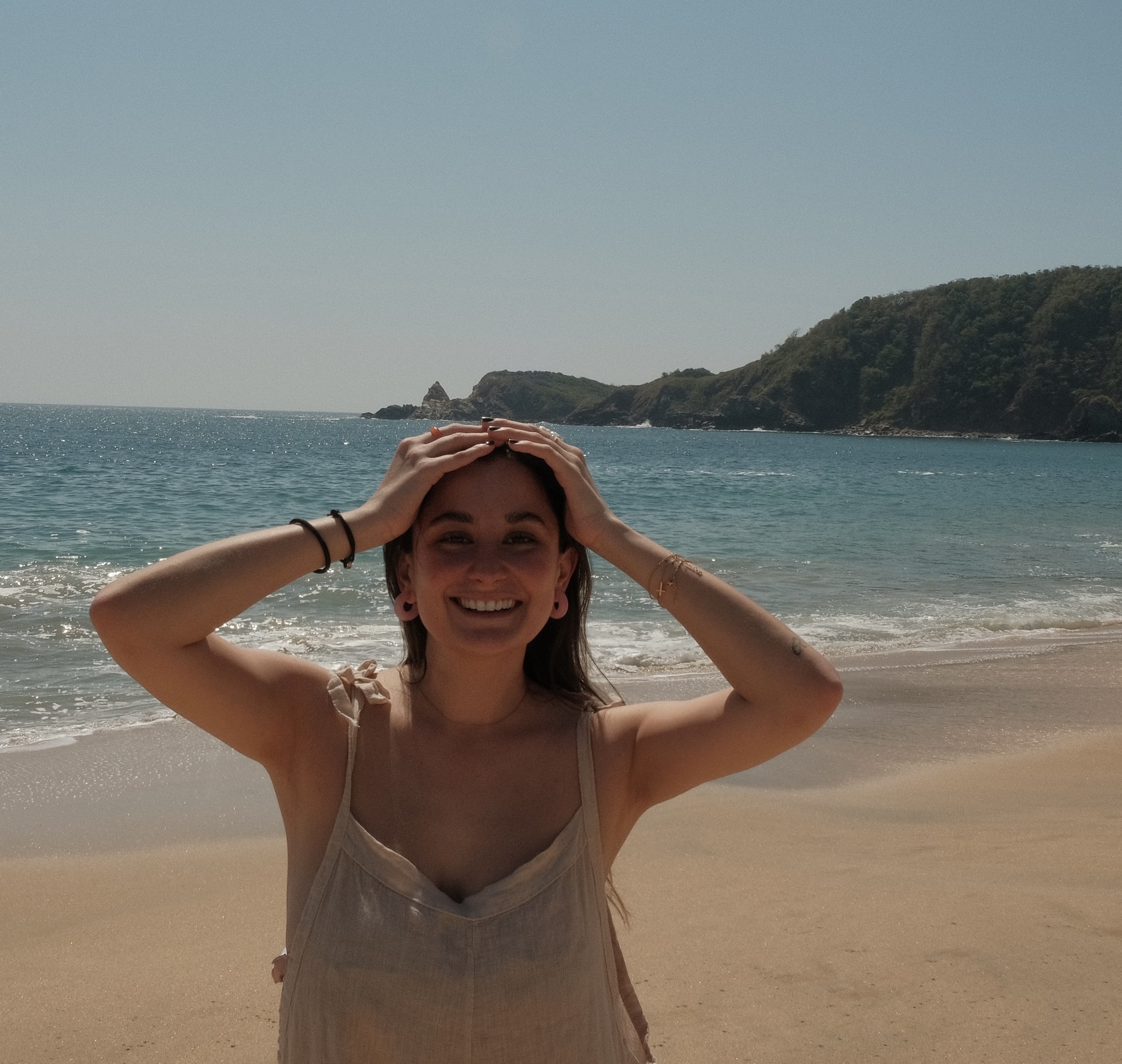 Advisor - Camila Verdes