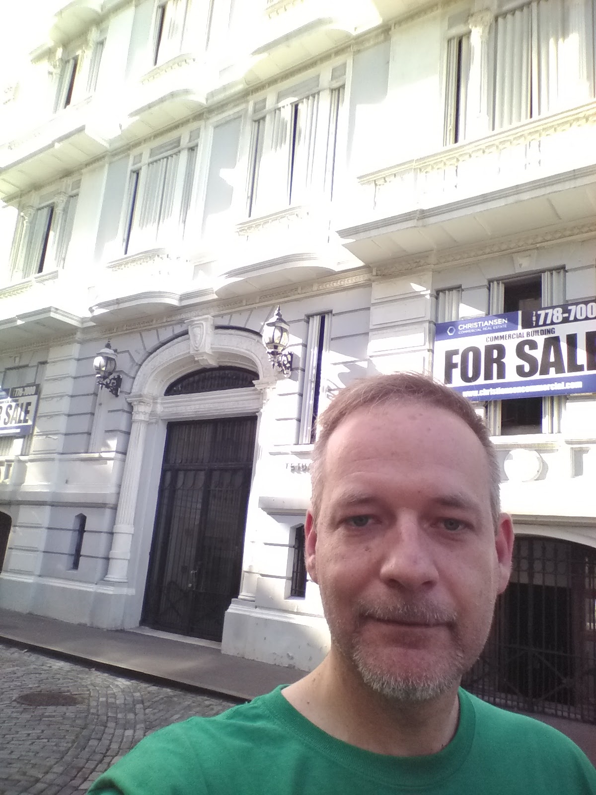 Fora Author - Mark Krutyholowa