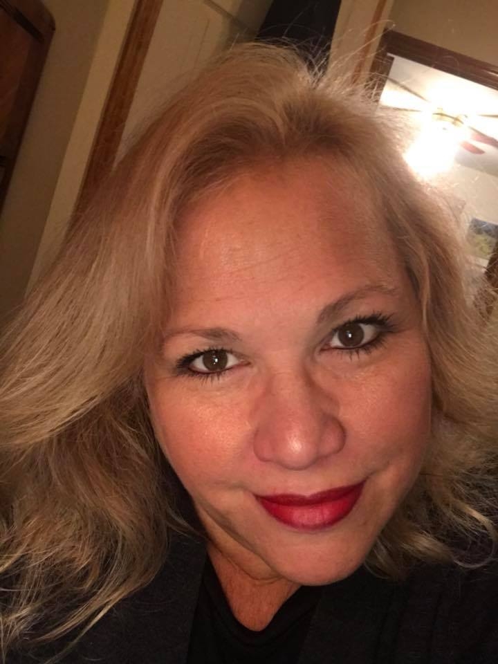 Travel Advisor - Tracy Young