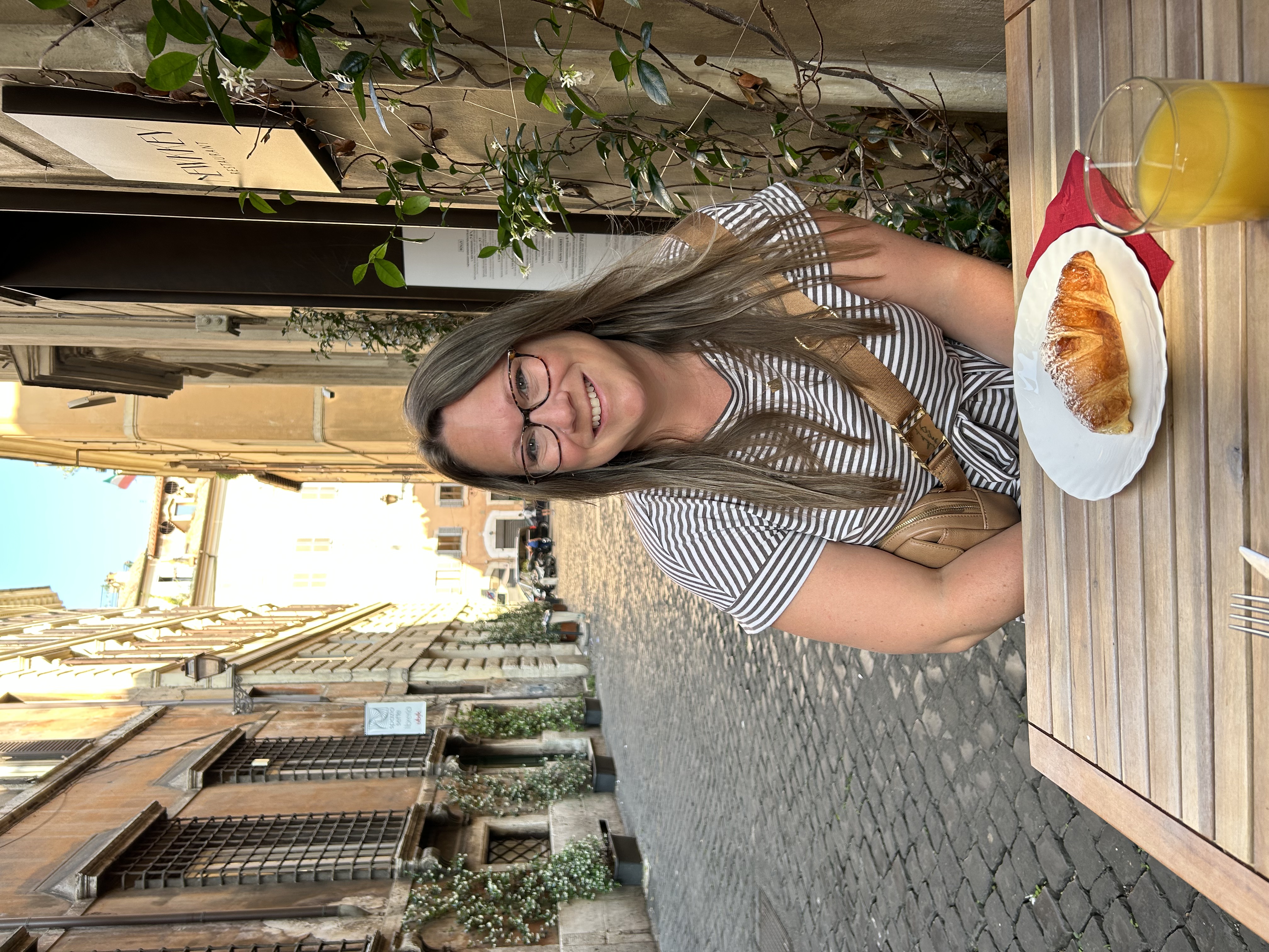 Travel Advisor - Becky Luna