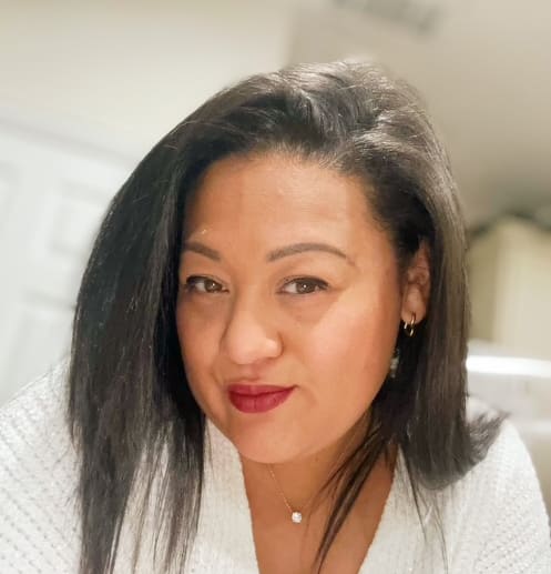 Fora Author - Krystal Johnson