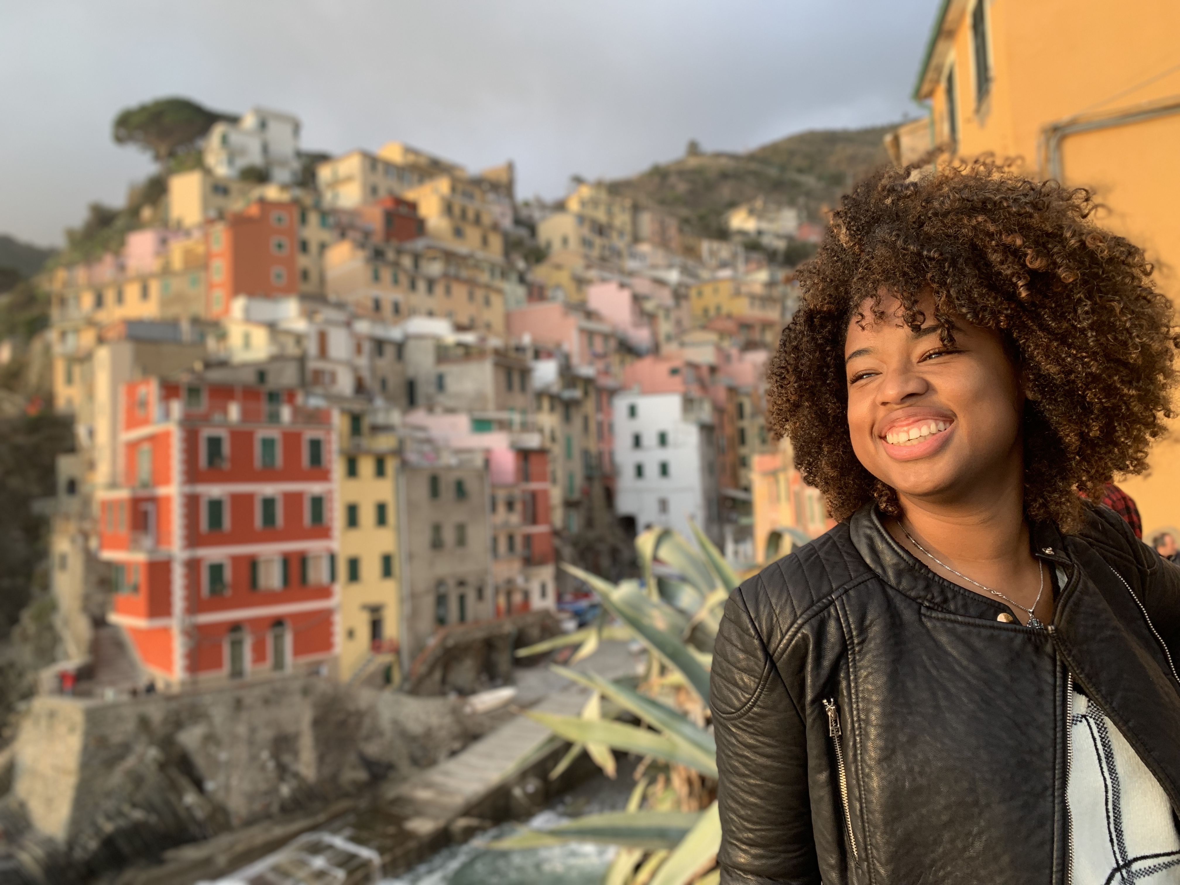 Fora Author - Taelor Malcolm