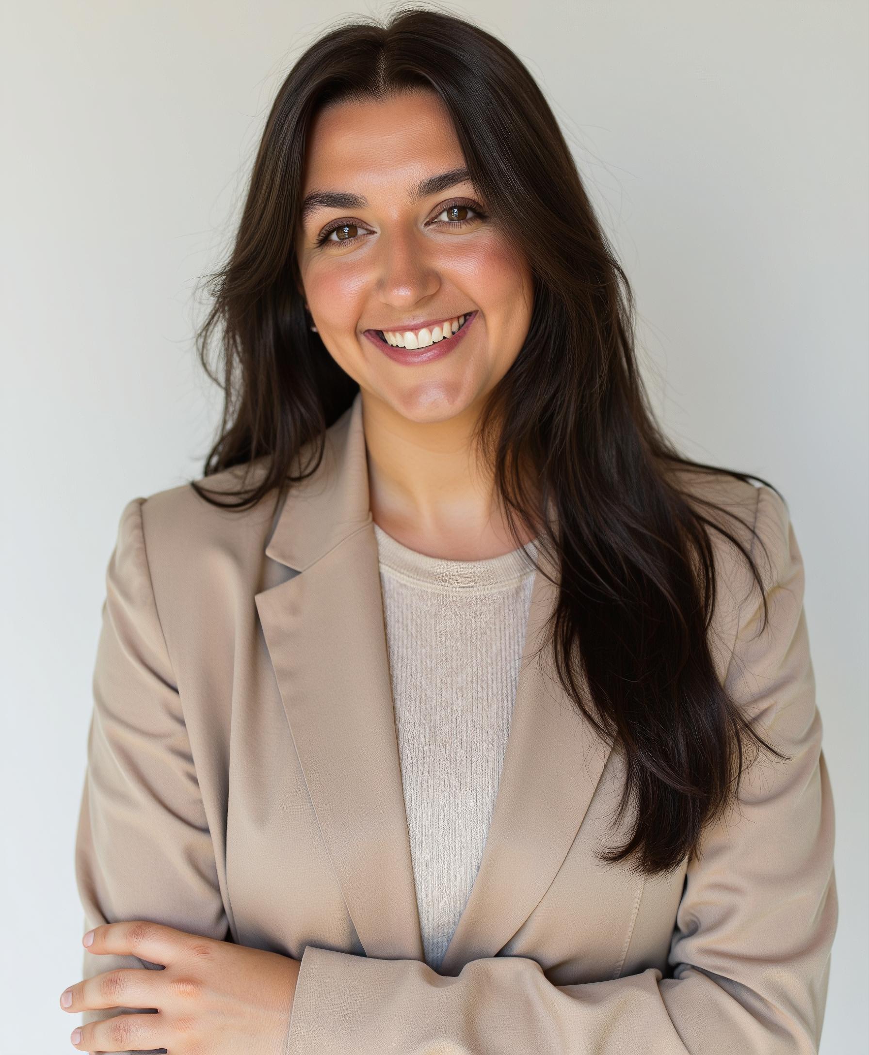 Advisor - Mira Hobbs