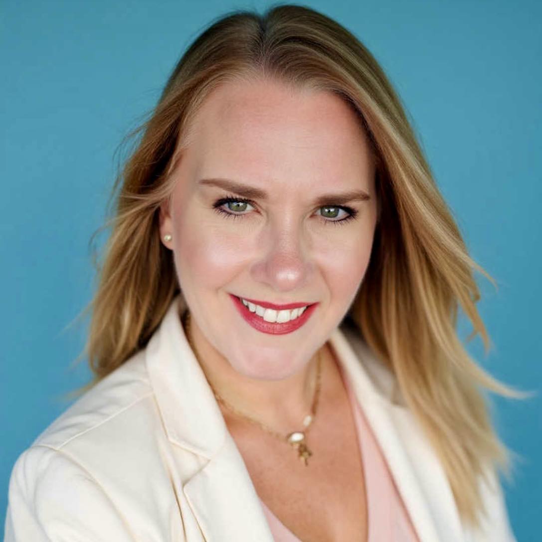 Fora Author - Andrea West