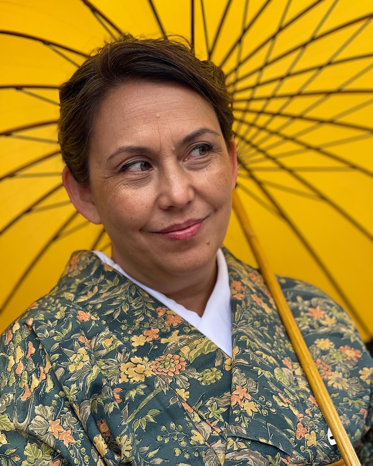 Fora Author - Justine Cook