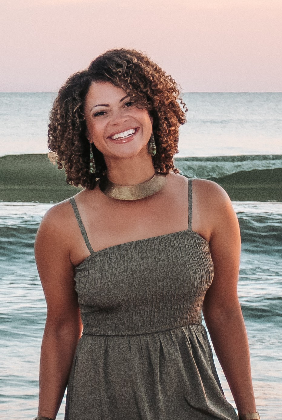 Fora Author - Carmen Portillo