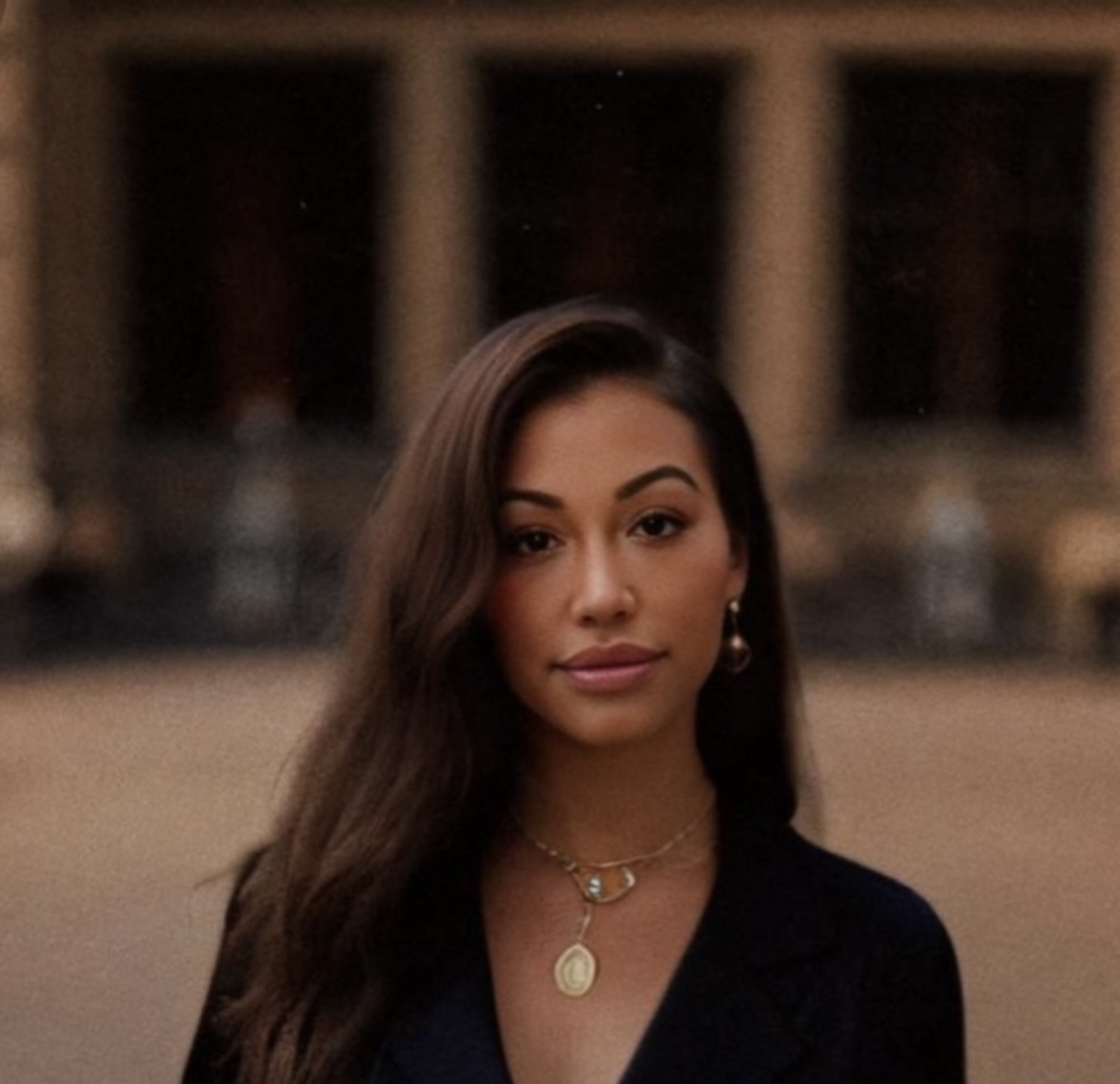 Fora Author - Victoria Stewart