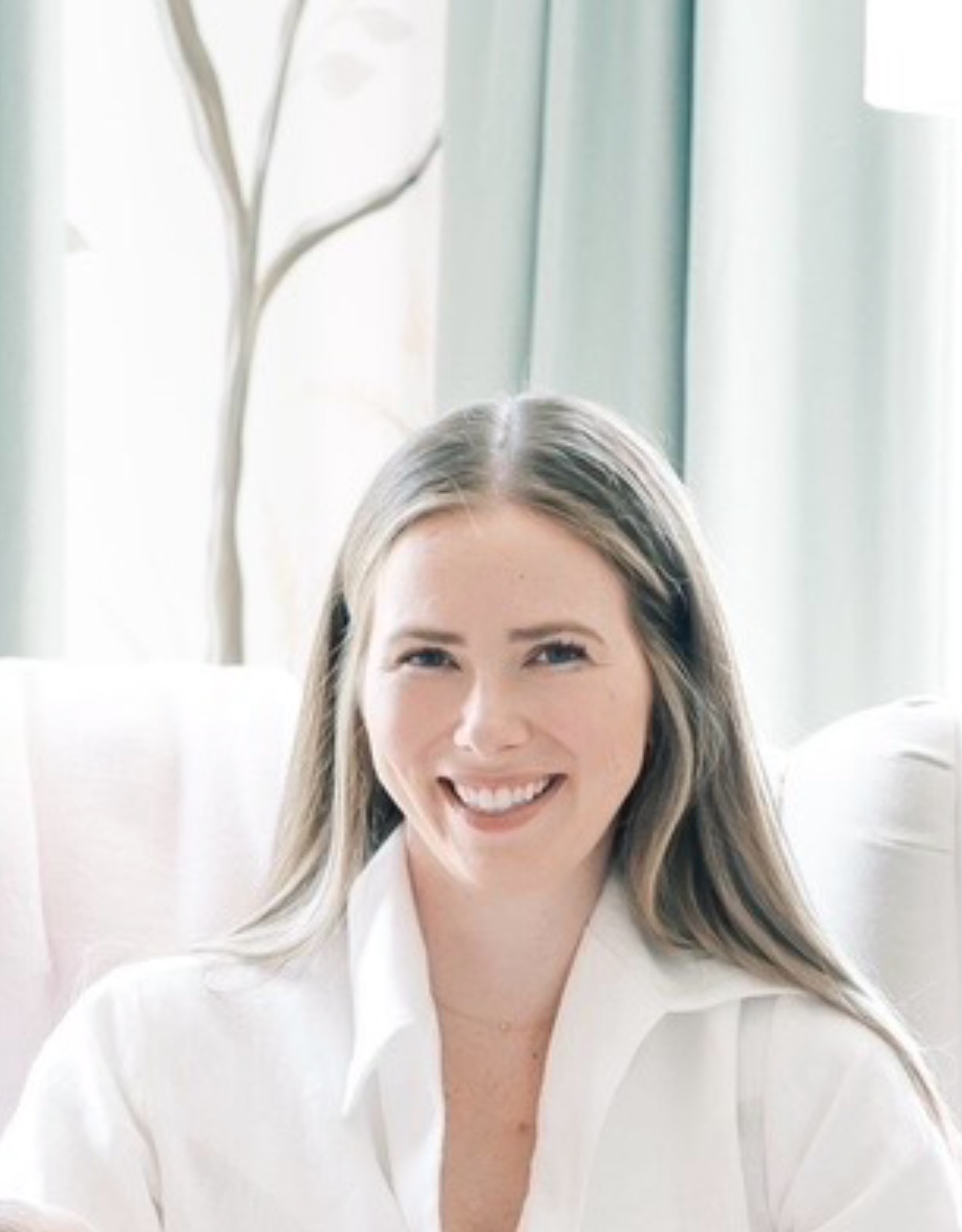 Fora Author - Meaghan Moore