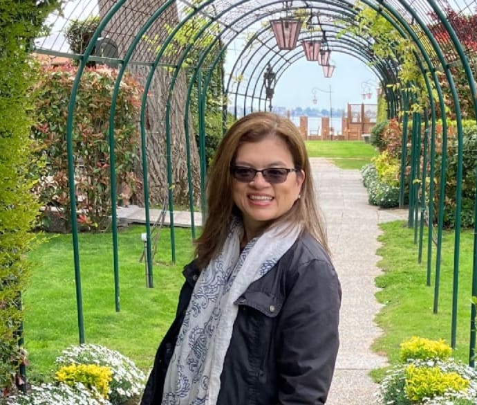 Fora Author - Lisa Carpenter