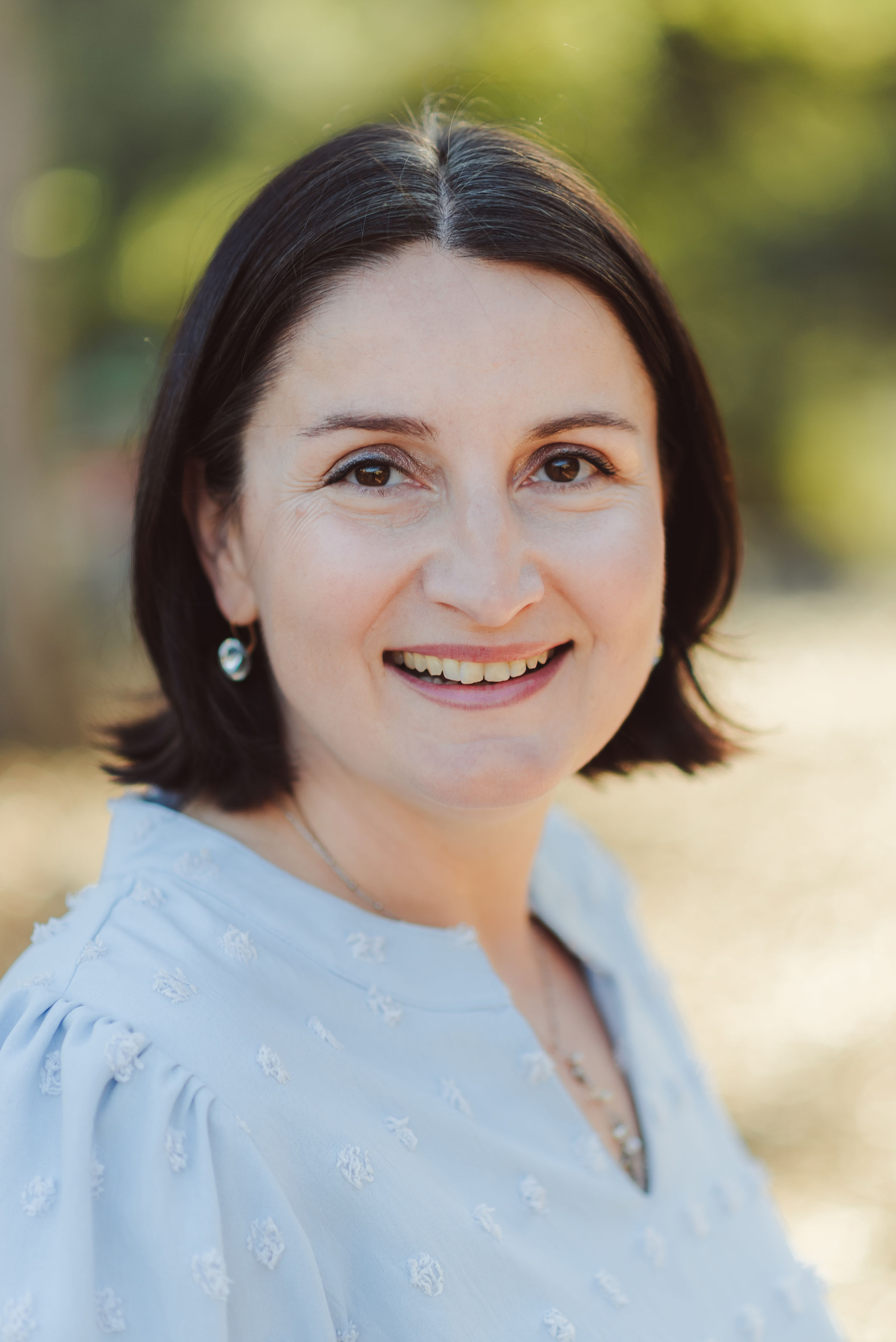 Advisor - Alexandra Hollis