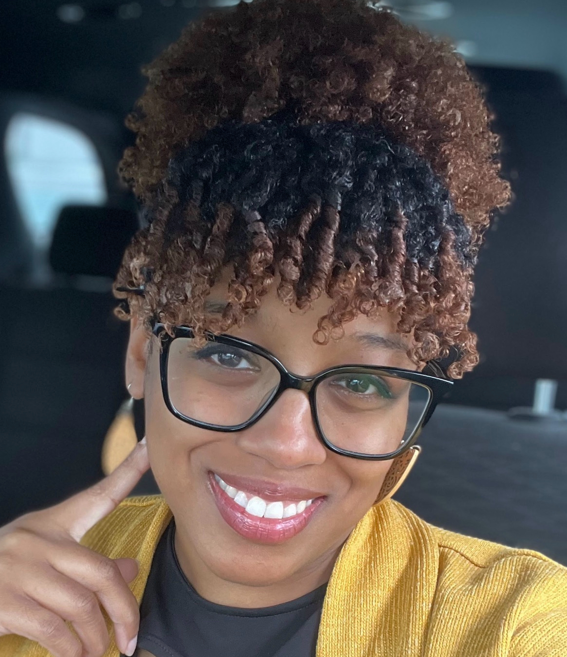 Fora Author - Kenya Dennis