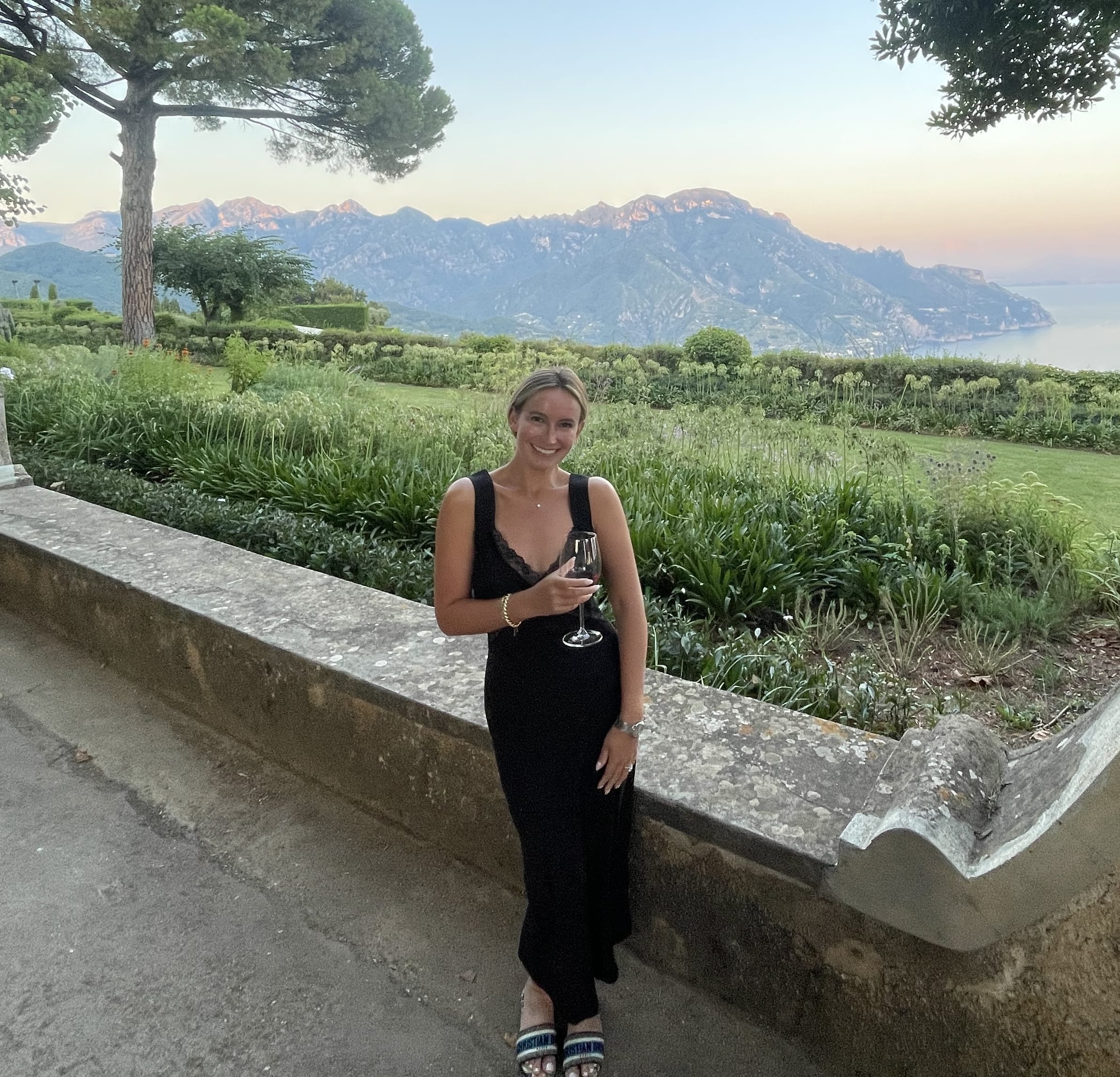Fora Author - Katherine Goss