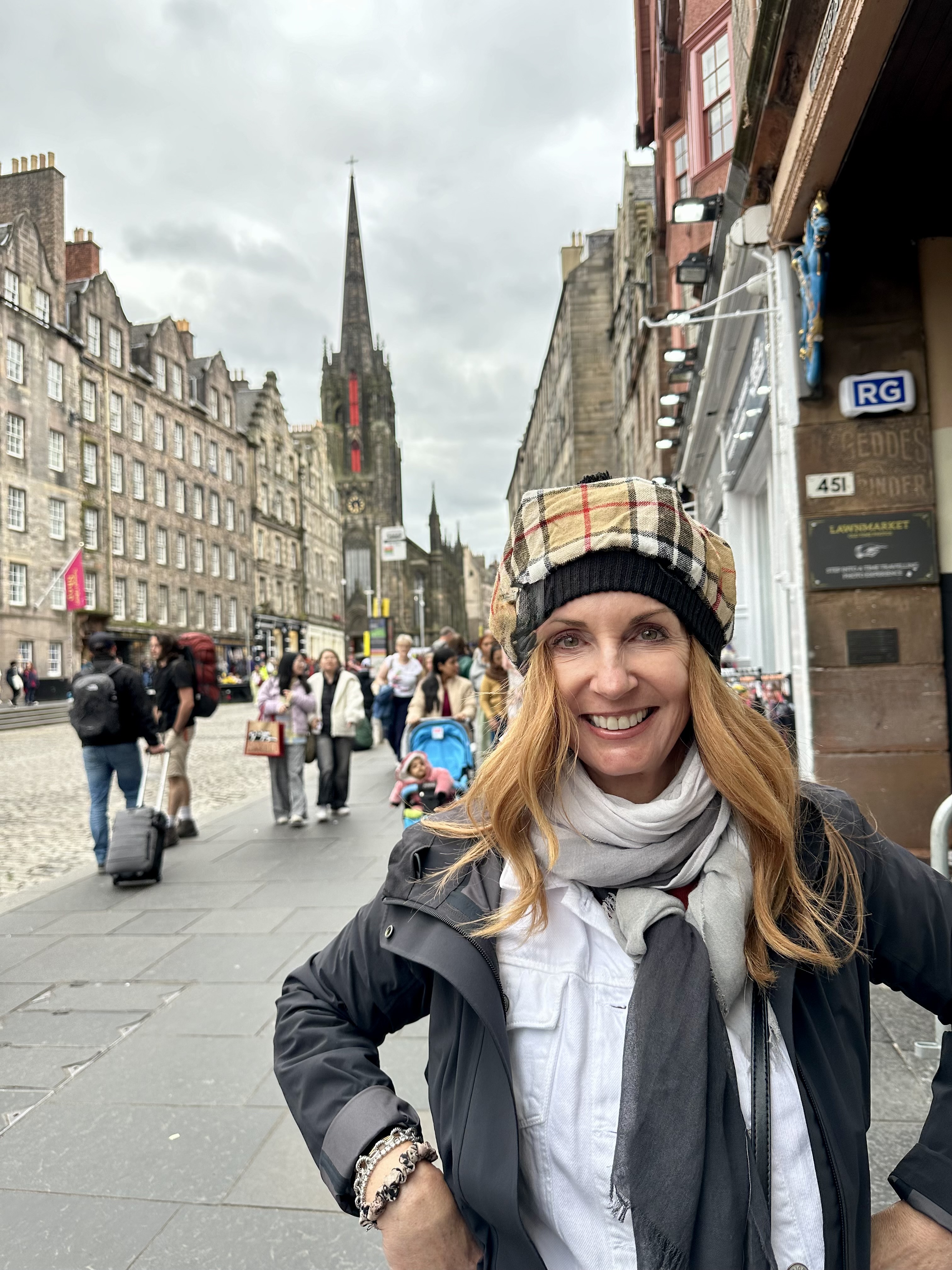 Fora Author - Charlotte Trahan