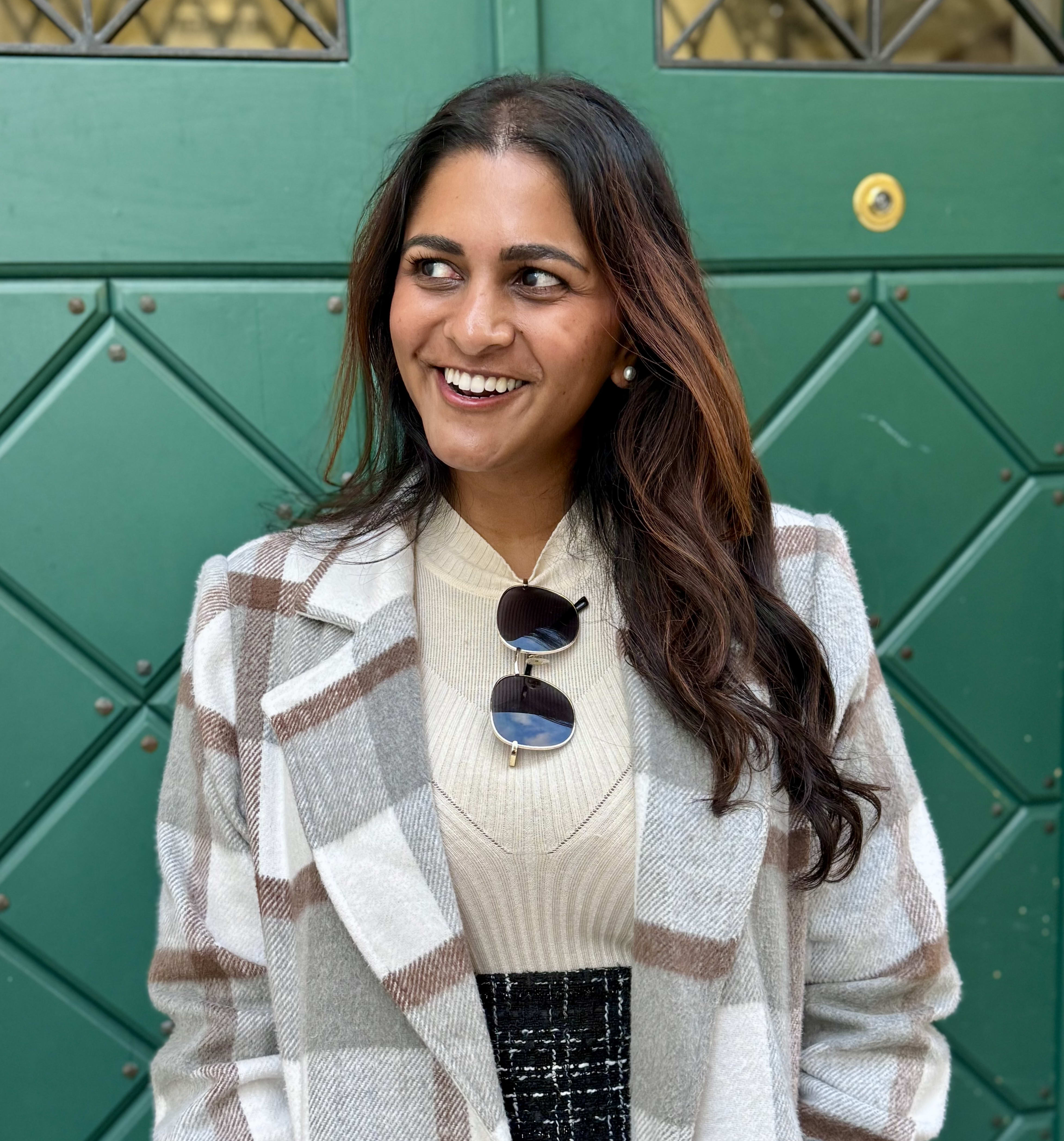 Advisor - Smrithi Warren