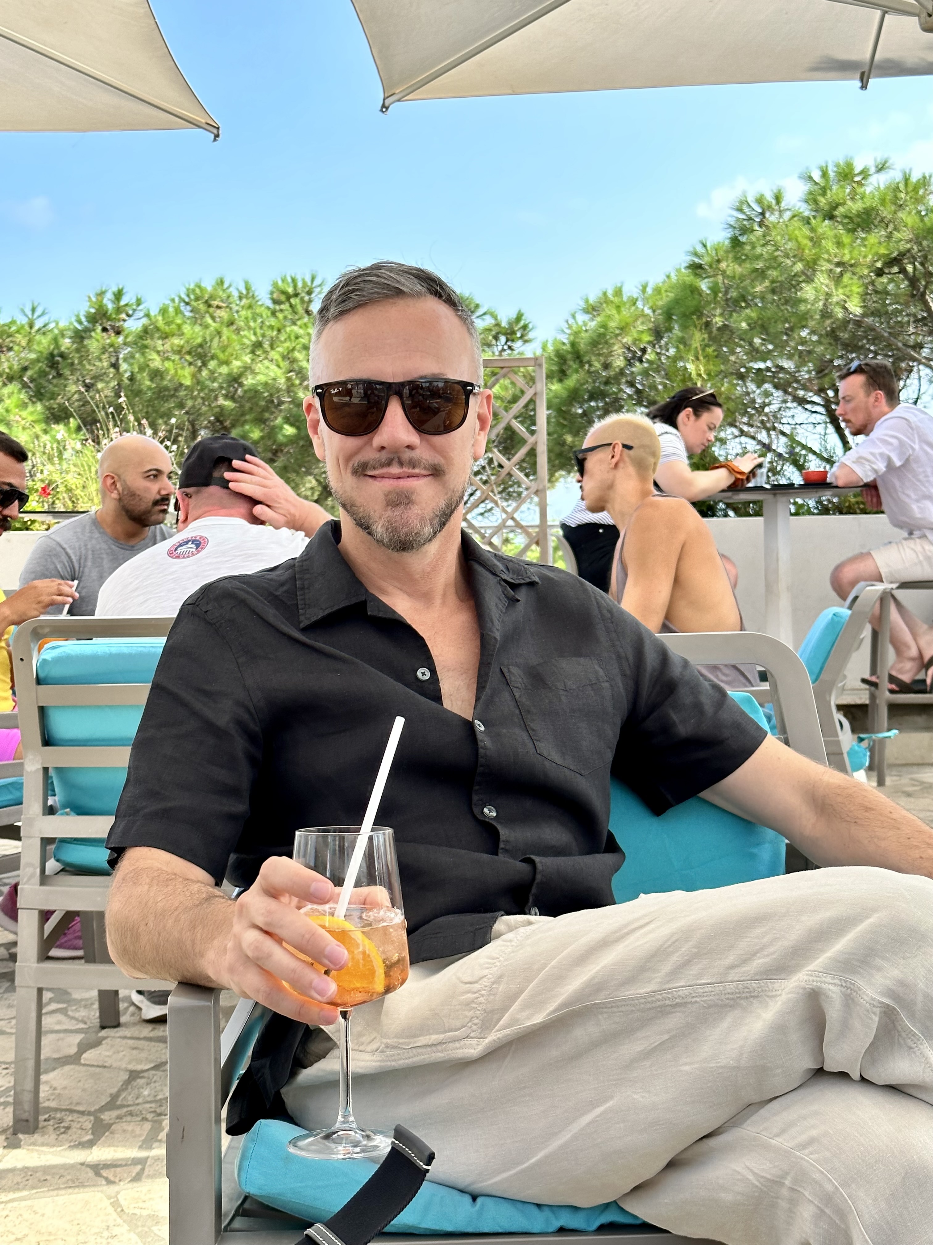 Fora Author - Willis Smiley