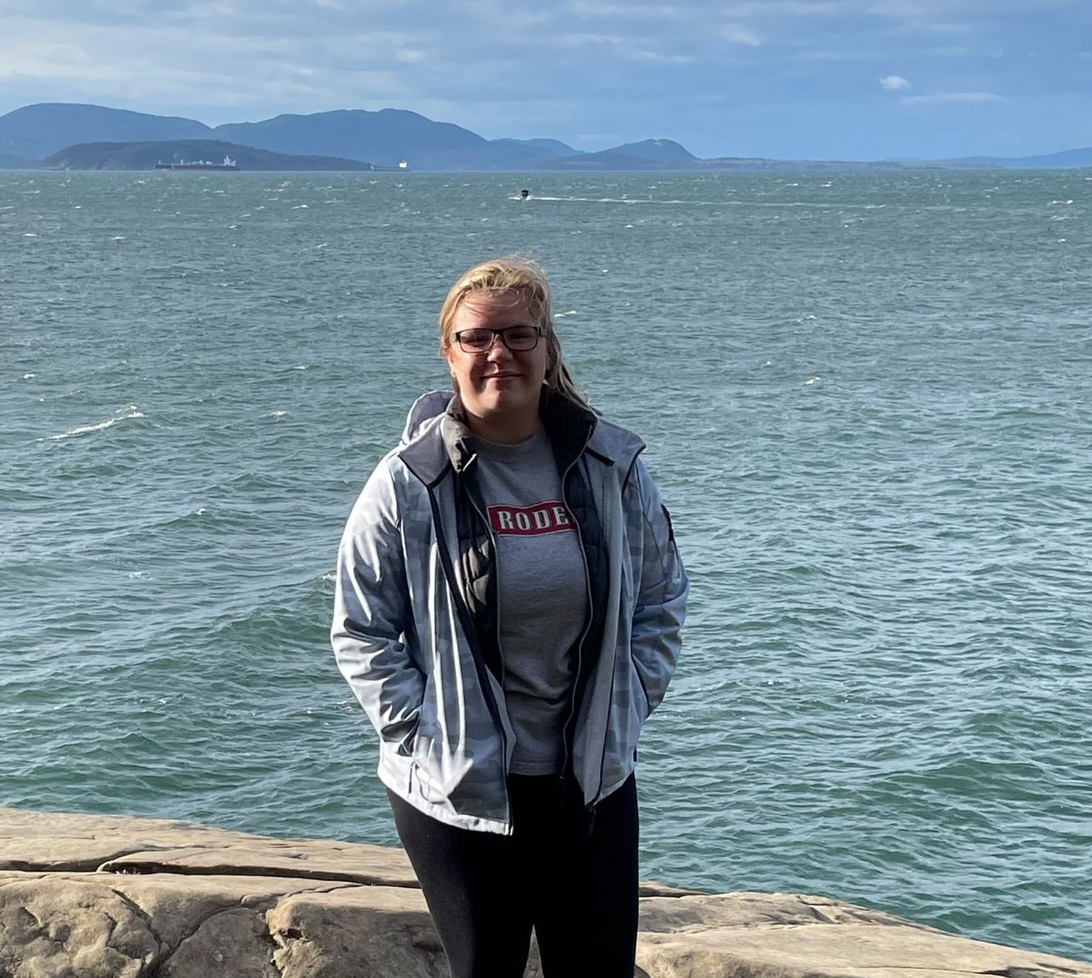 Travel Advisor - Alexis Hayes