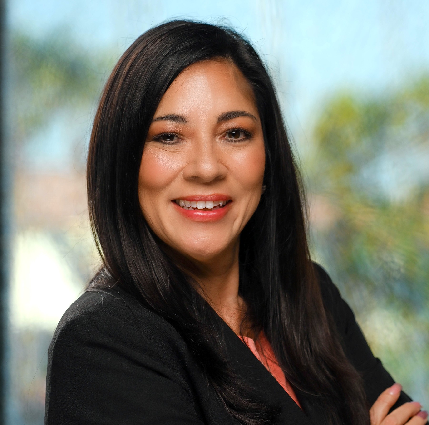 Travel Advisor - Lena Applegate