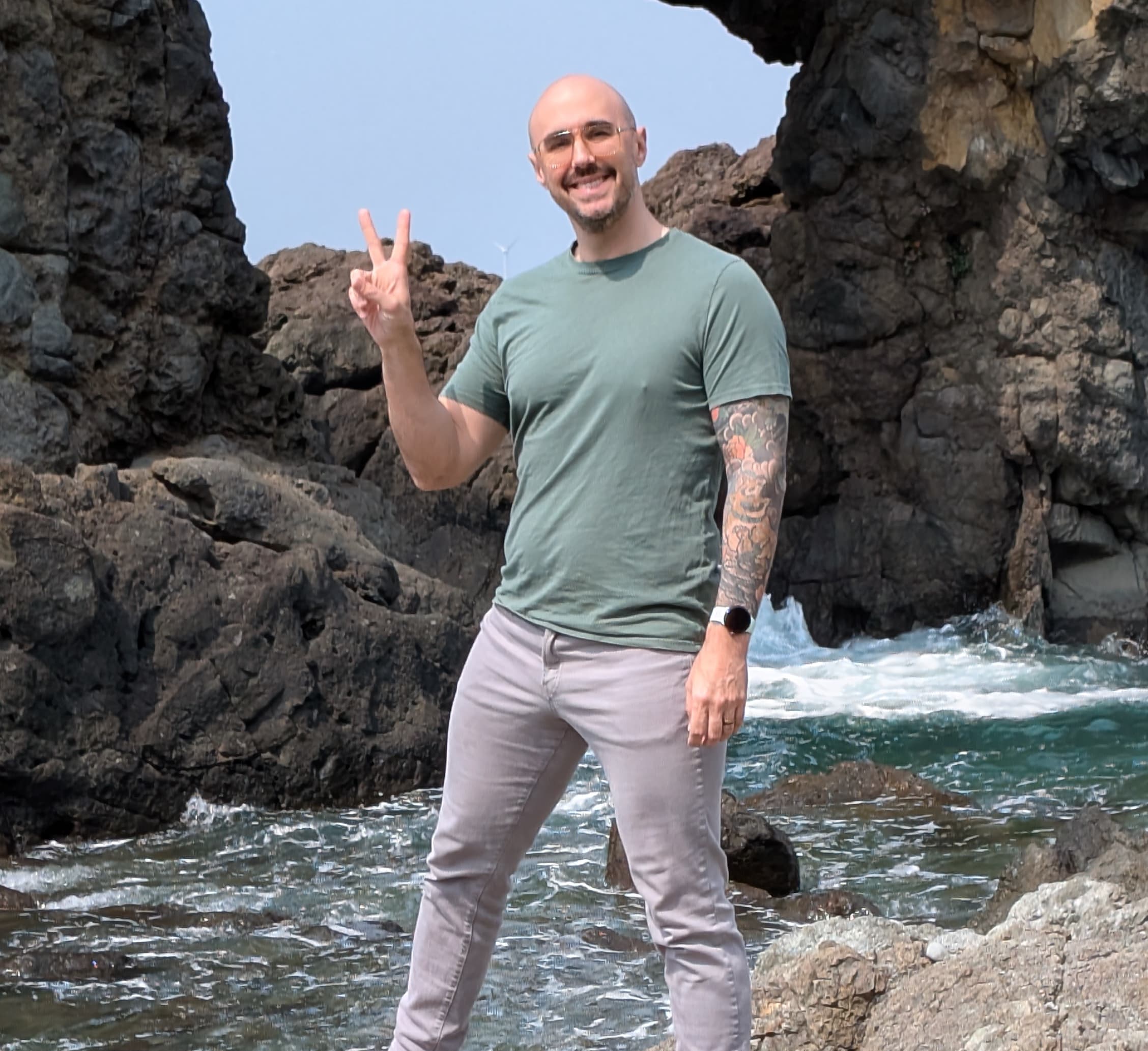 Travel Advisor - Zach Walz