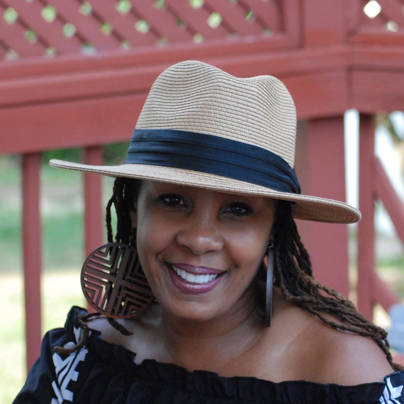 Travel Advisor - Jeanine Hunter