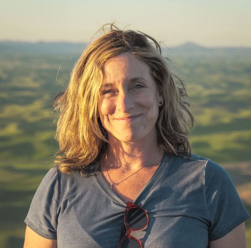 Advisor - Claire Roise