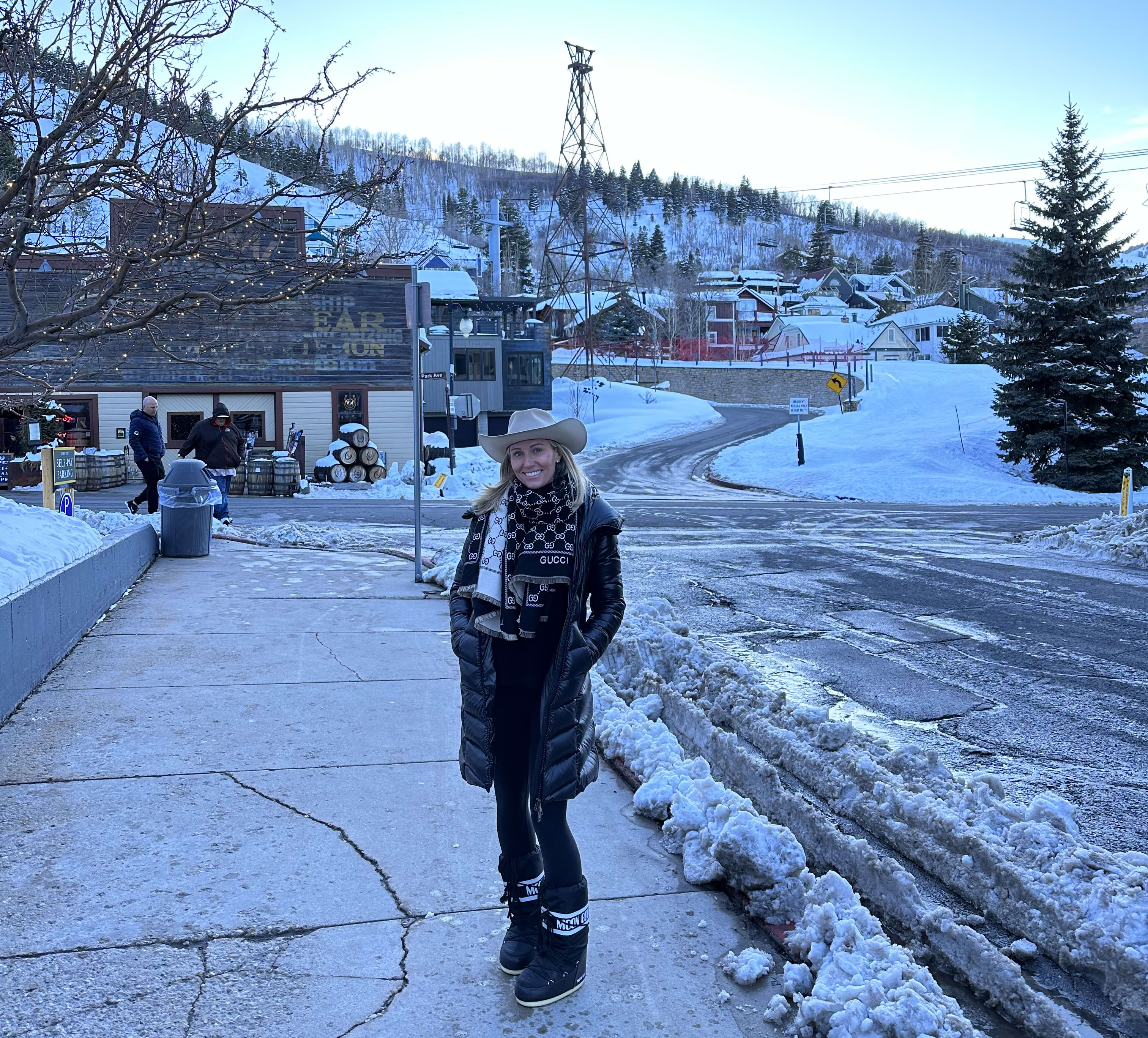 Travel Advisor - Caroline Dennin