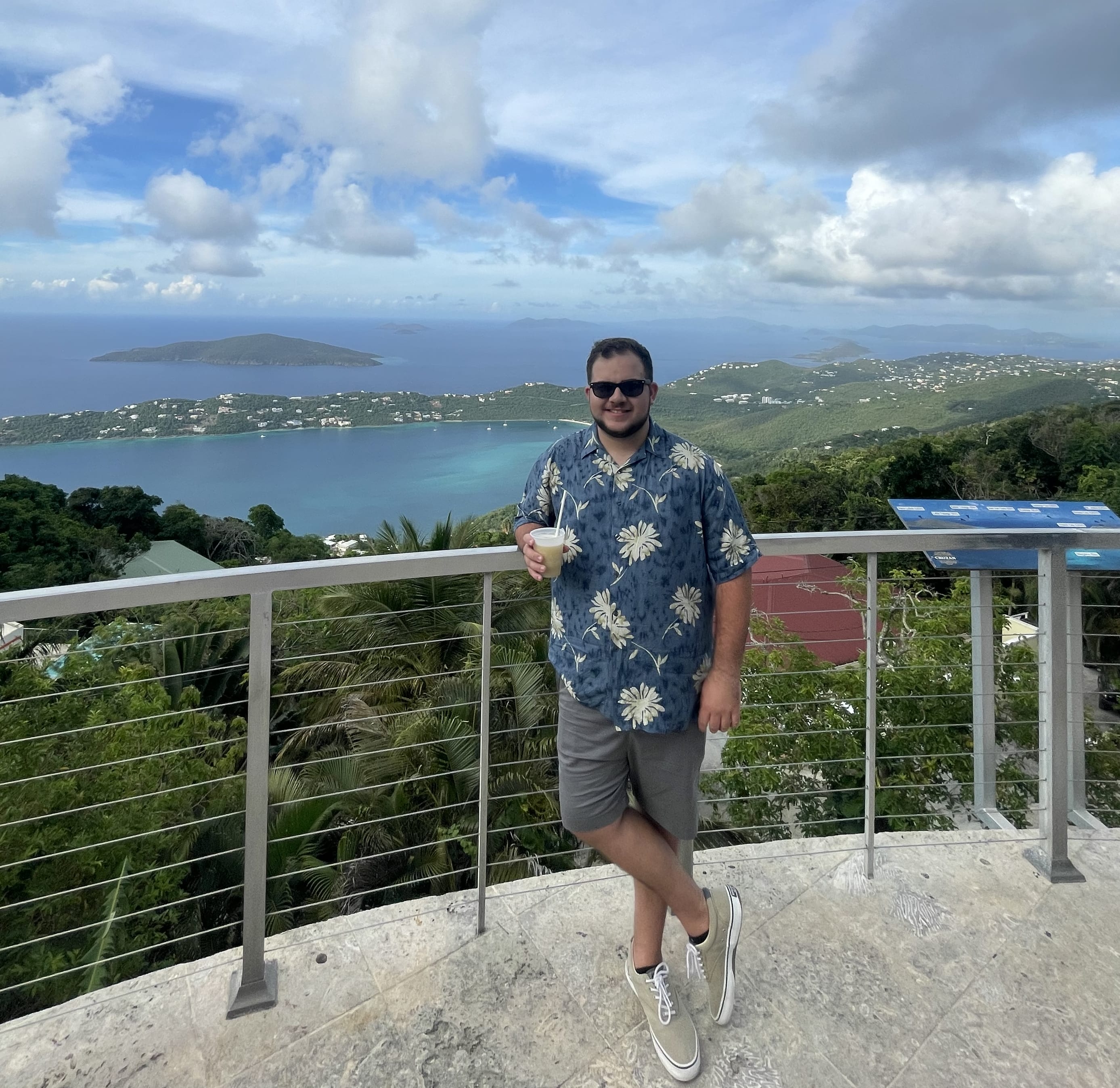 Travel Advisor - Michael Alpuin