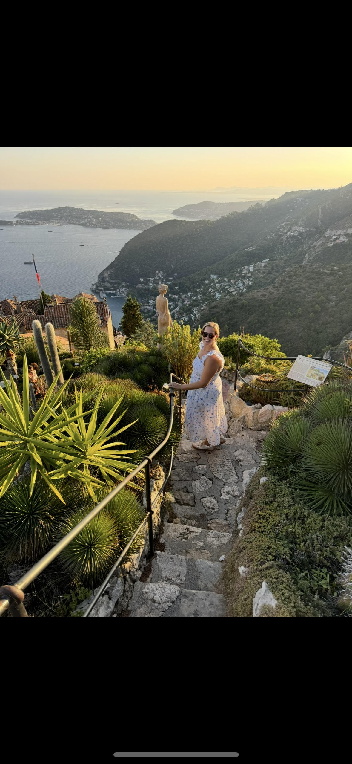 Fora Author - Molly Mollica