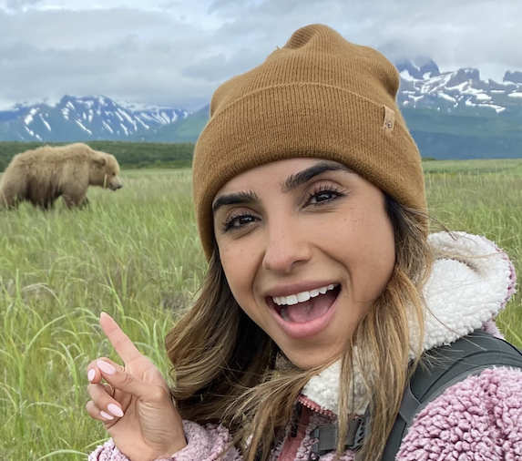 Advisor - Divina Mortensen