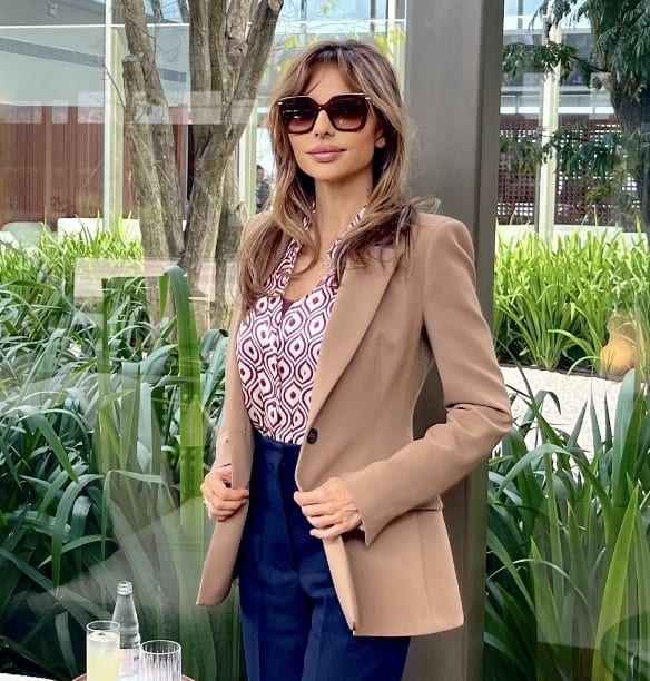 Travel Advisor - Ana Gambino