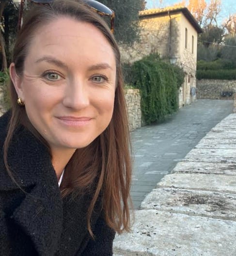 Fora Author - Shannon Connolly