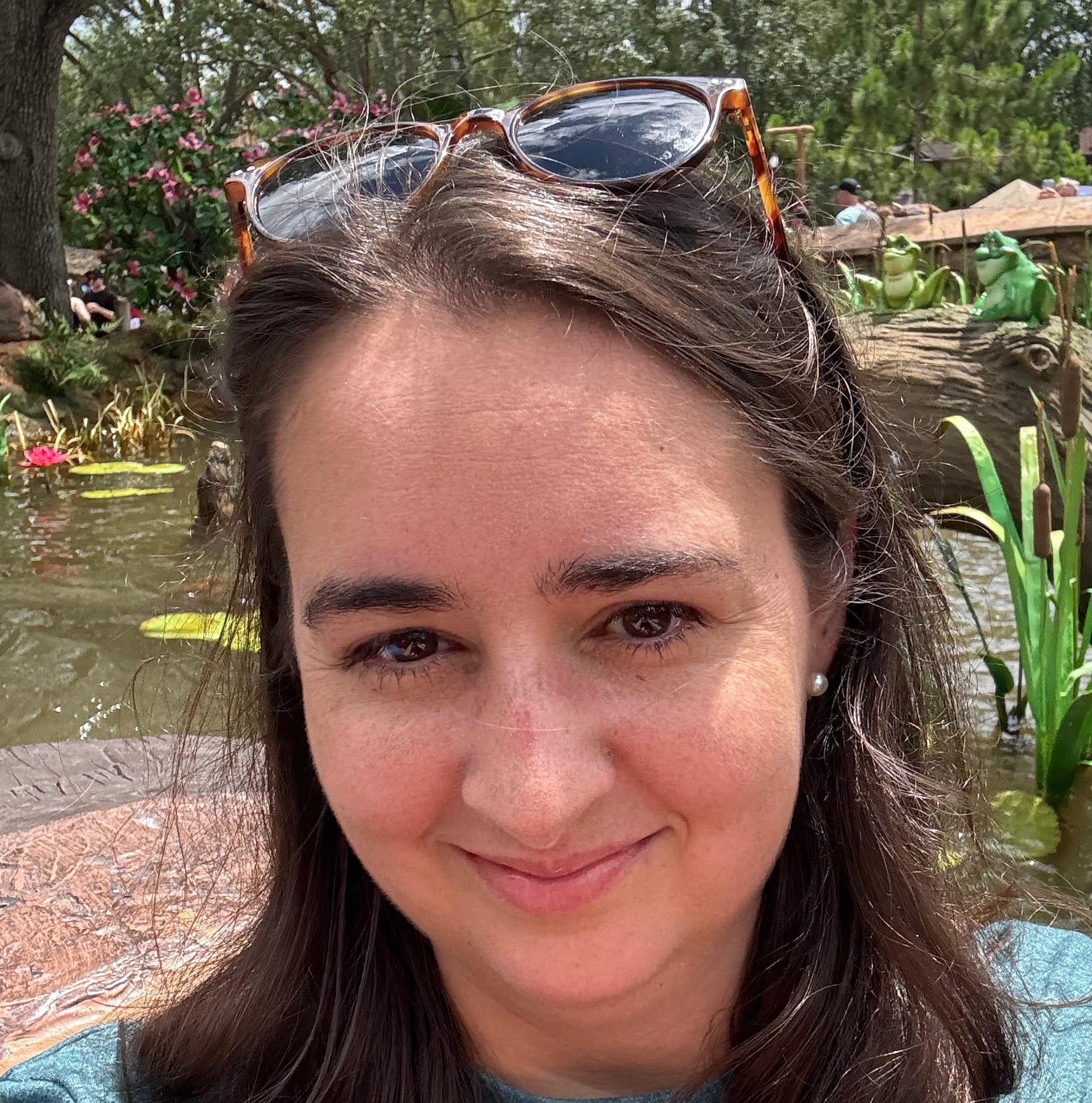 Fora Author - Meredith Haynes