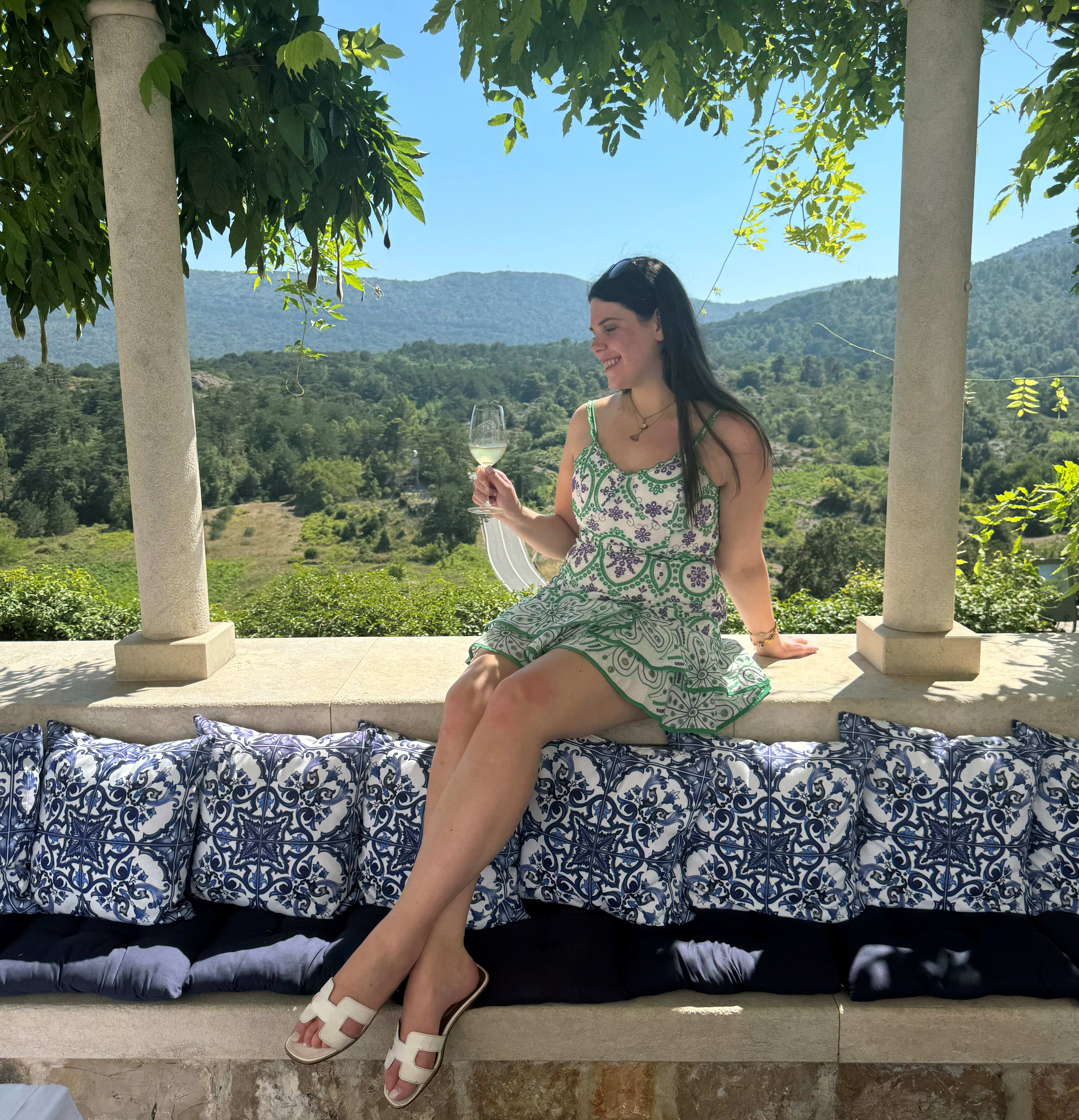 Travel Advisor - Bella Tomasic