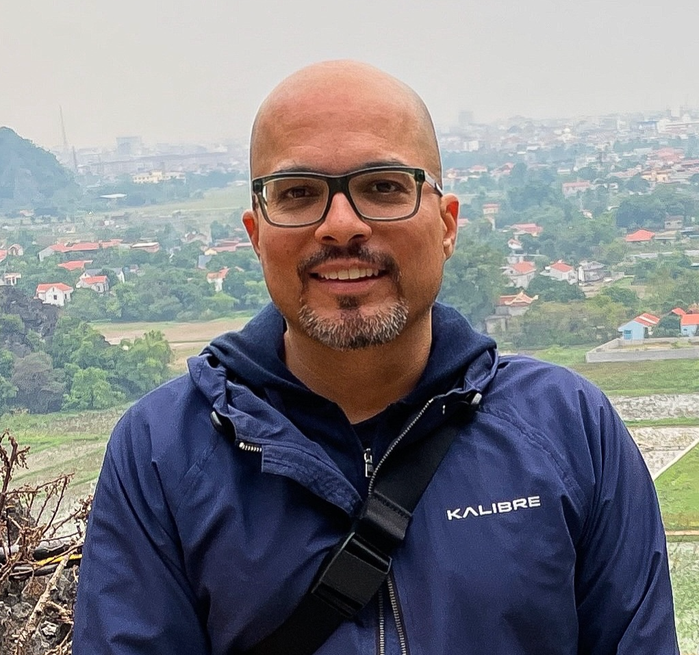 Travel Advisor - Amyn Tajani