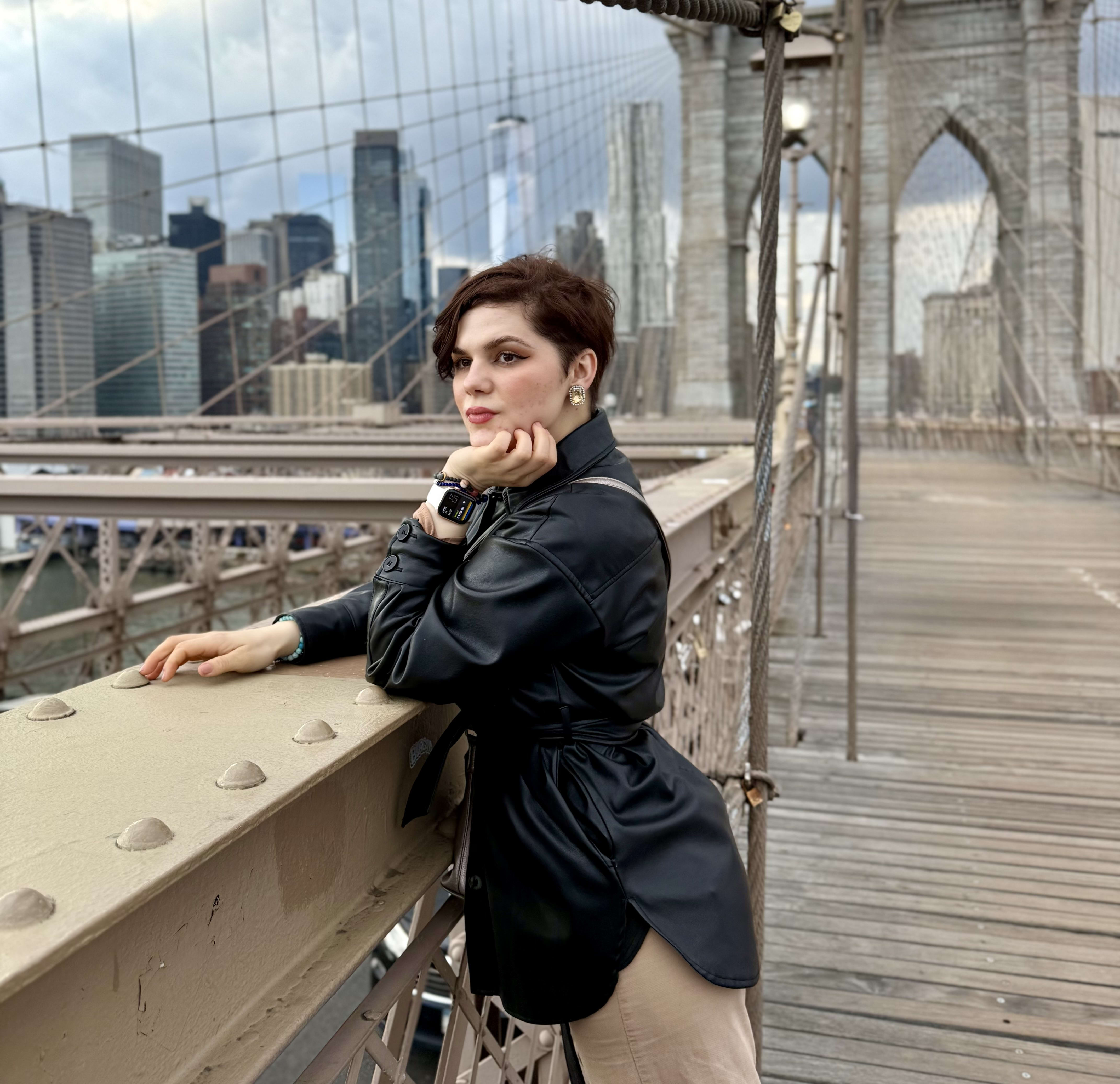 Raluca Dorofte curated by Raluca Dorofte