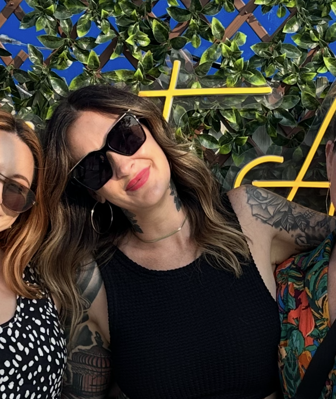 Fora Author - Rachel Raia