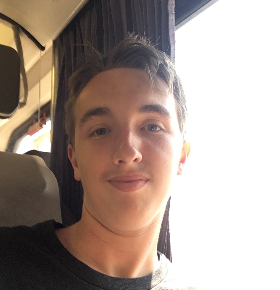 Travel Advisor - Tyler Dawson