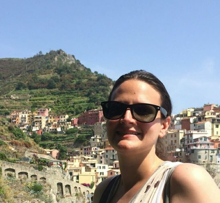 Annia Mendez-Villamil curated by Annia Mendez-Villamil