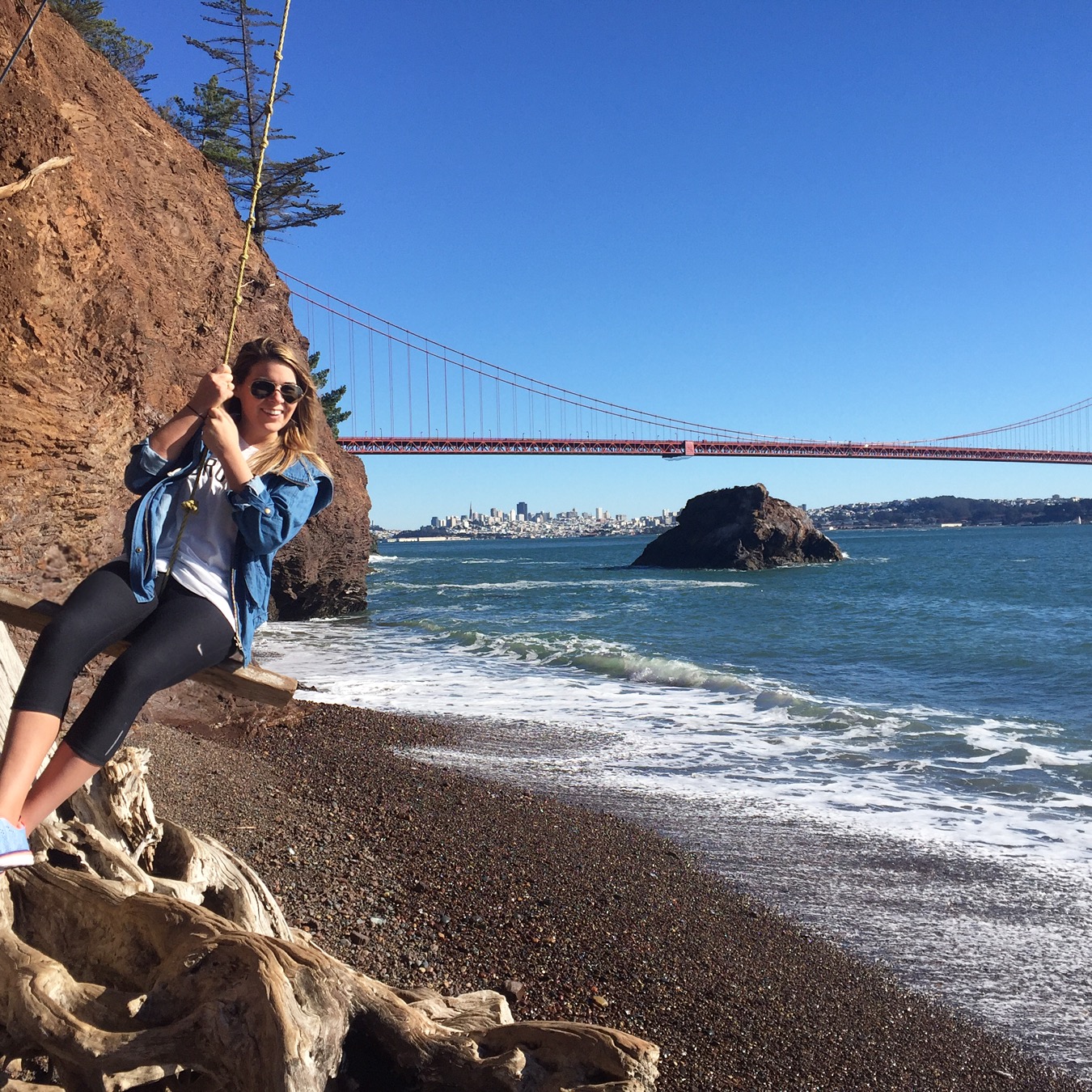 Travel Advisor - Holly Alexandra