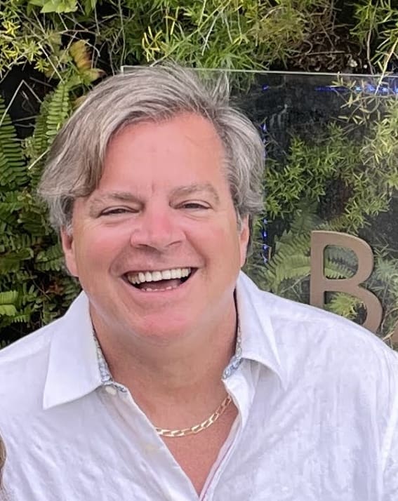 Travel Advisor - John Peterson