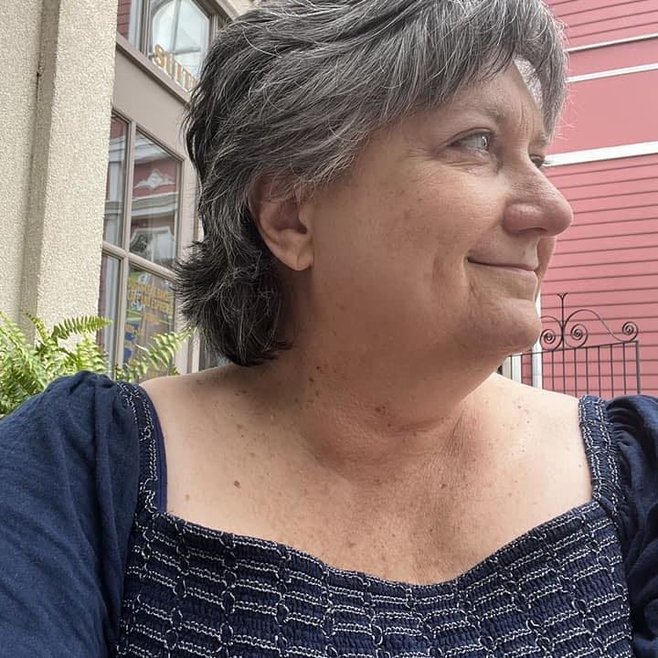 Travel Advisor - Nancy Robbins