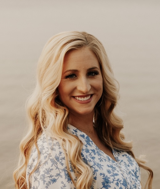 Advisor - Hannah Smith