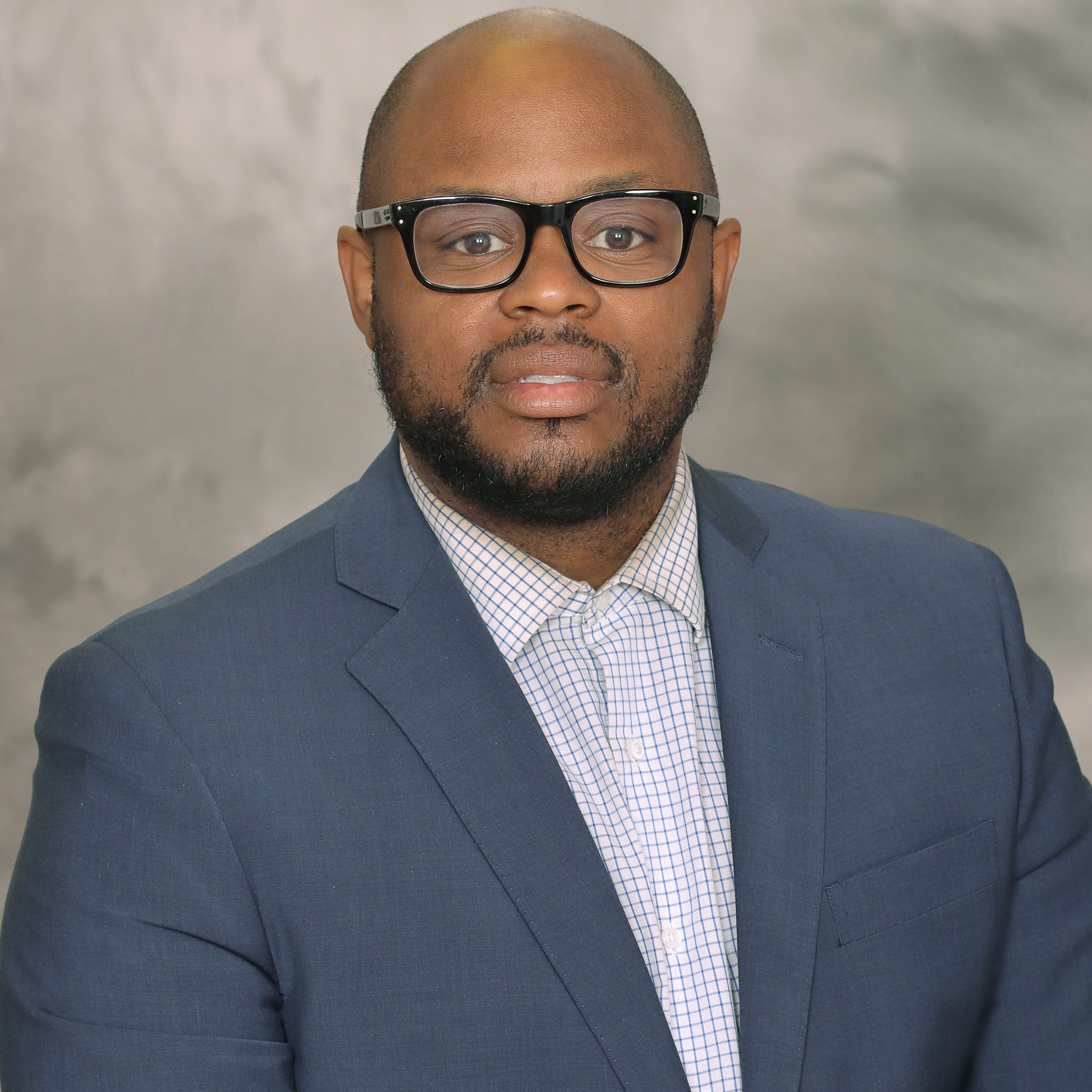 Travel Advisor - Leon Harrison