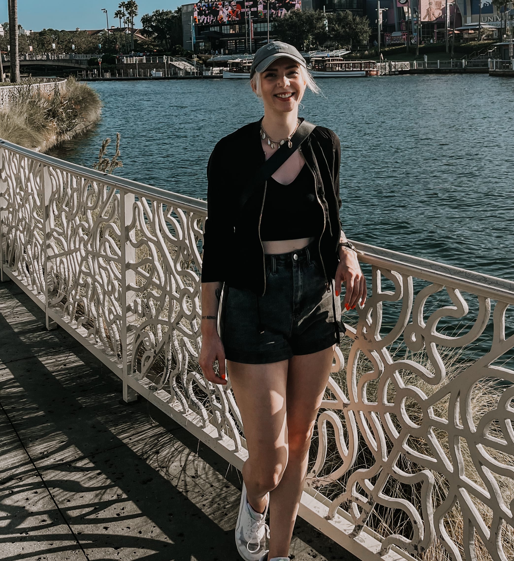 Travel Advisor - Anna Elliott