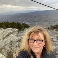 Travel Advisor - Kim Walsh